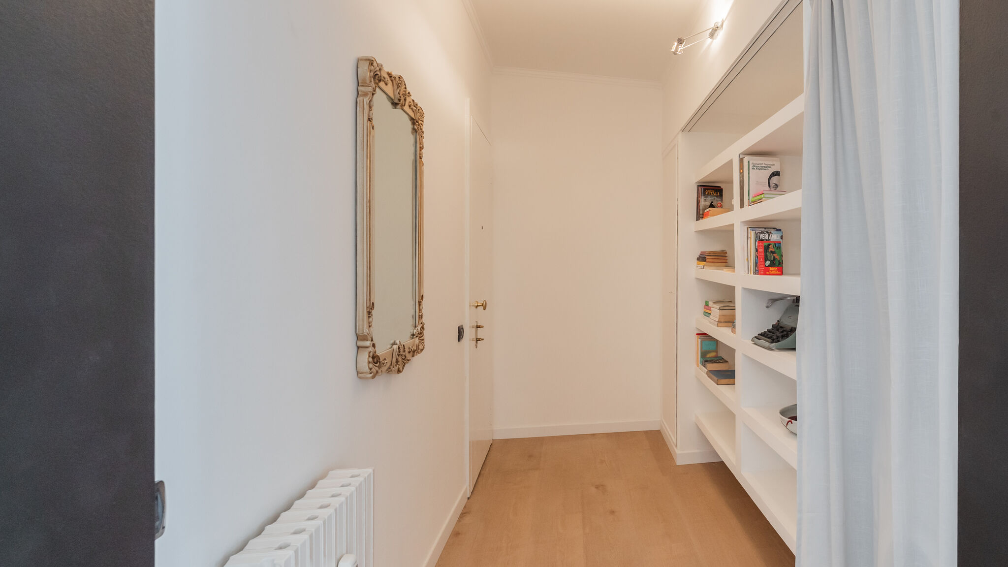 Italianway Como Duomo View & Balconies by Rent All Como