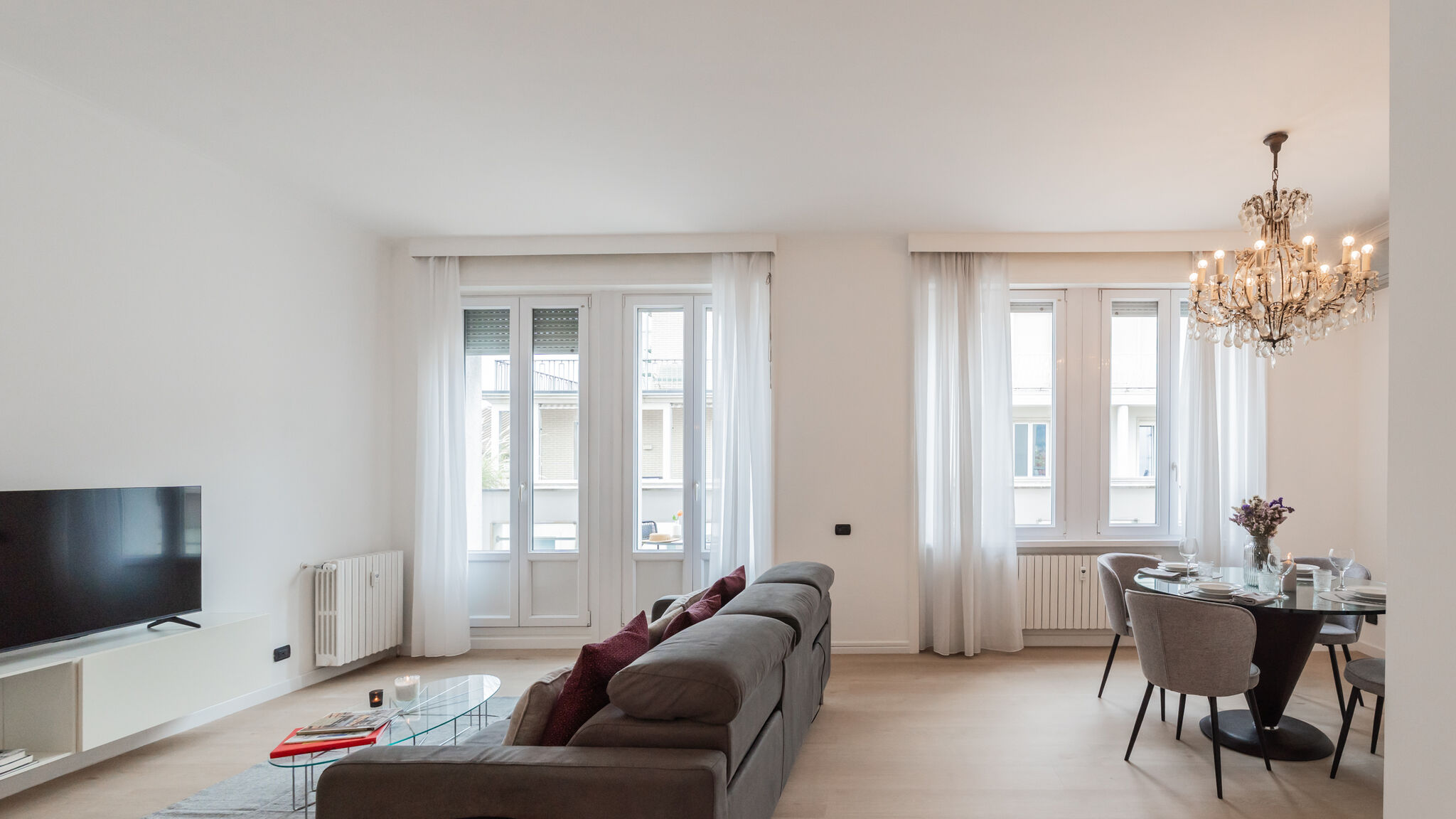 Italianway Como Duomo View & Balconies by Rent All Como
