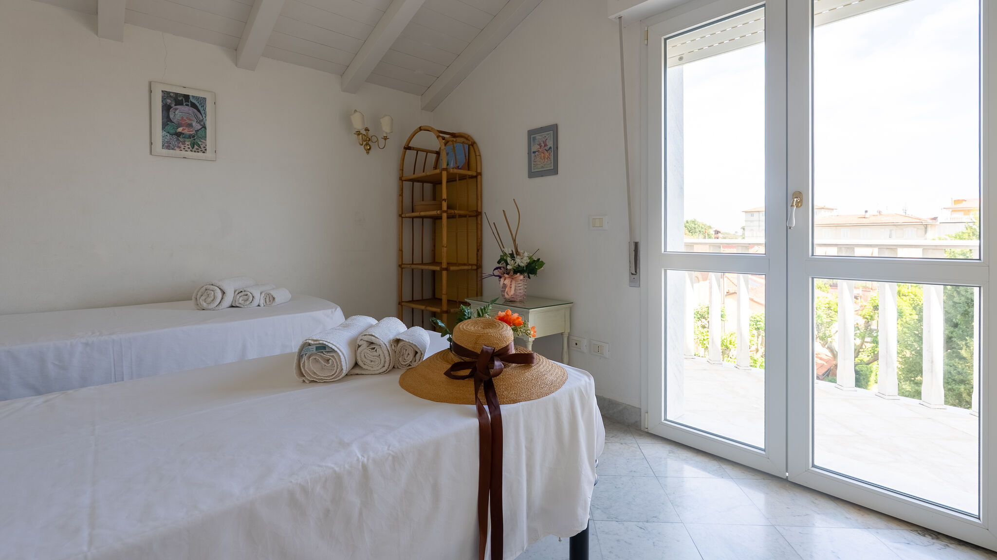 Italianway Pietrasanta Bilocale a picco sul mare - Vivere Housing