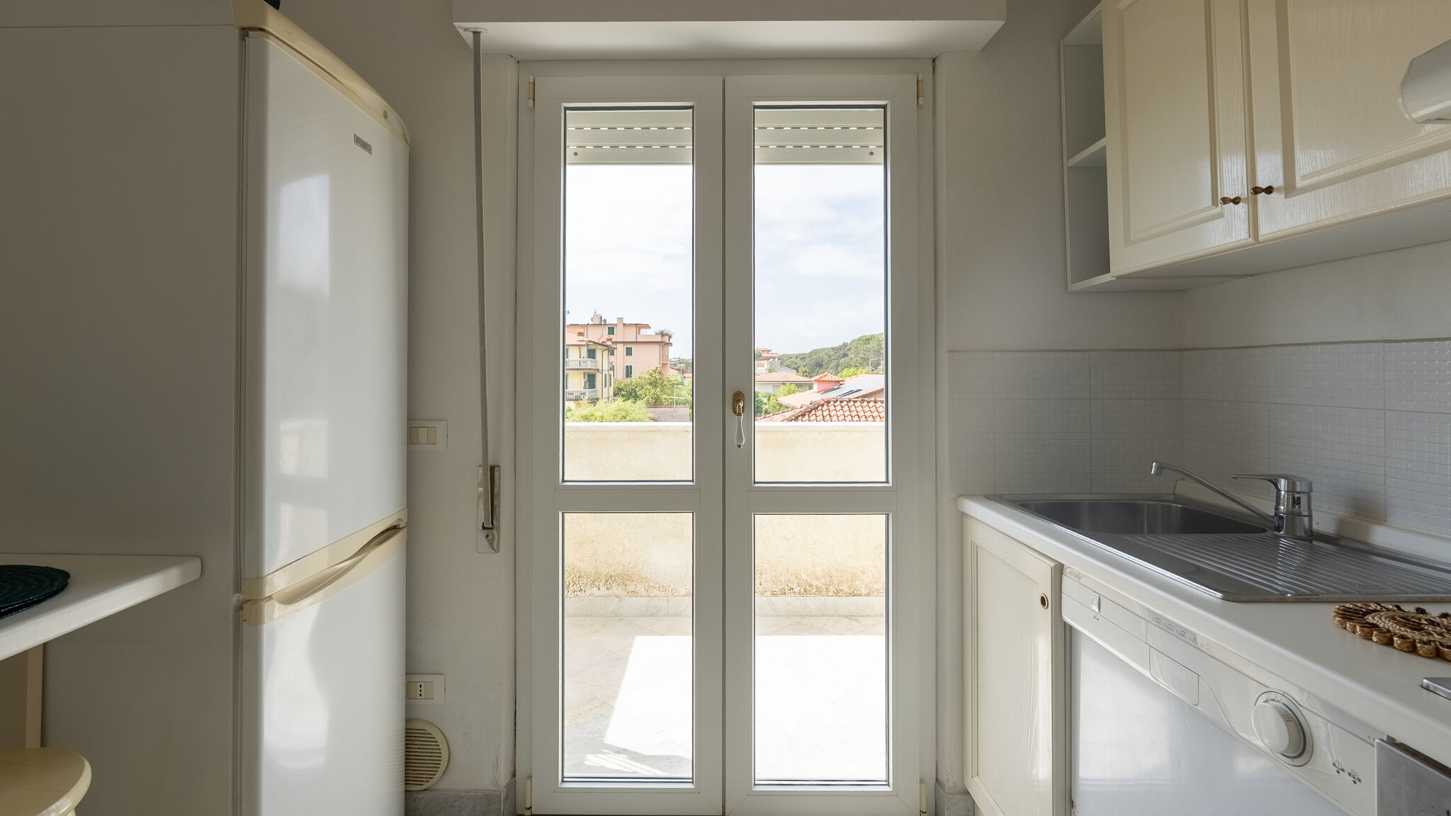 Italianway Pietrasanta Bilocale a picco sul mare - Vivere Housing