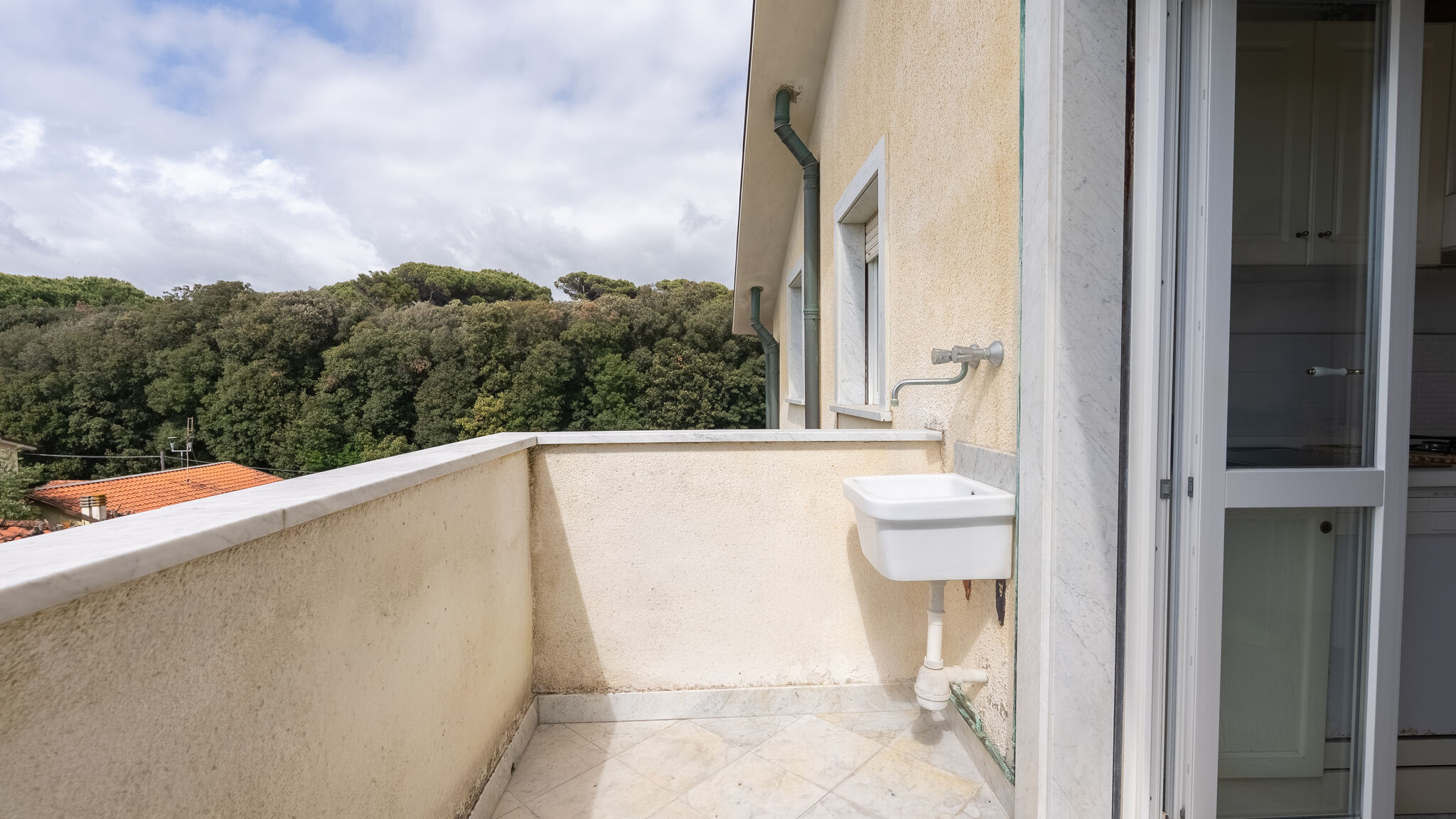 Italianway Pietrasanta Bilocale a picco sul mare - Vivere Housing
