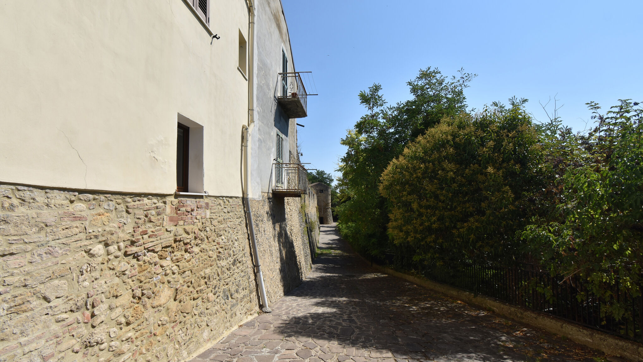Italianway Rocca San Giovanni Rocca borgo experience - YPA