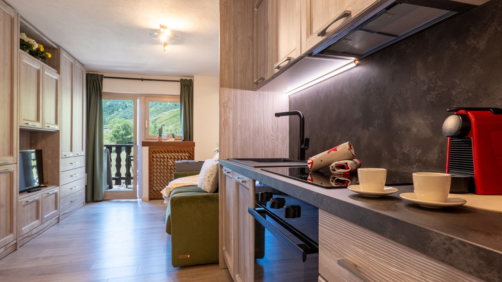 Italianway Valtournenche Cretaz Nest - Central Studio near Ski Lifts