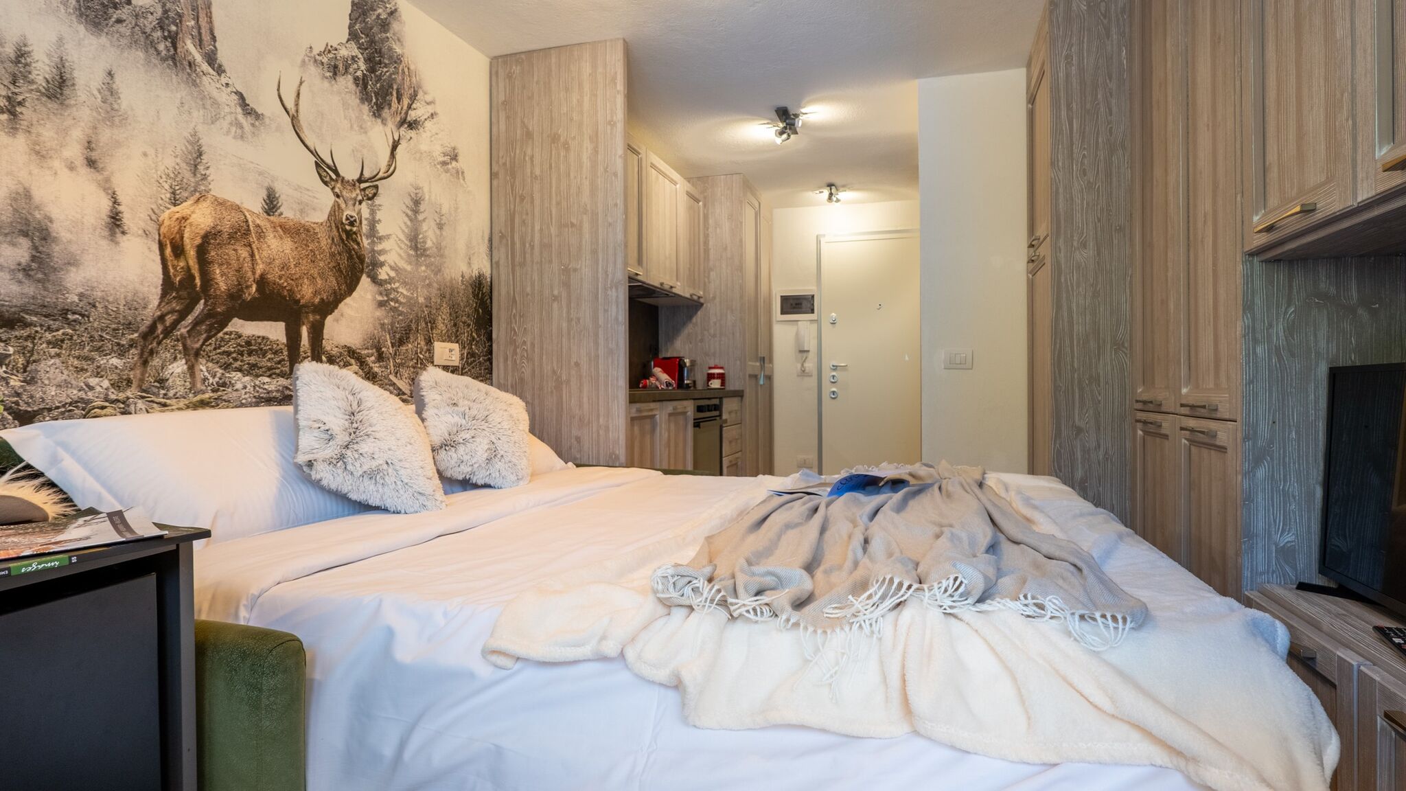 Italianway Valtournenche Cretaz Nest - Central Studio near Ski Lifts
