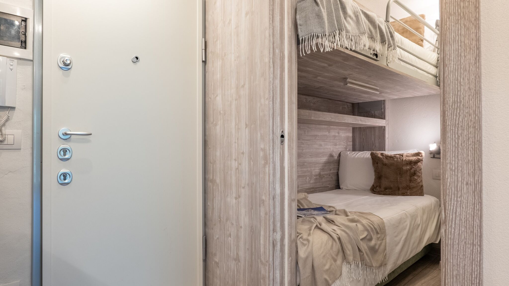 Italianway Valtournenche Cretaz Nest - Central Studio near Ski Lifts