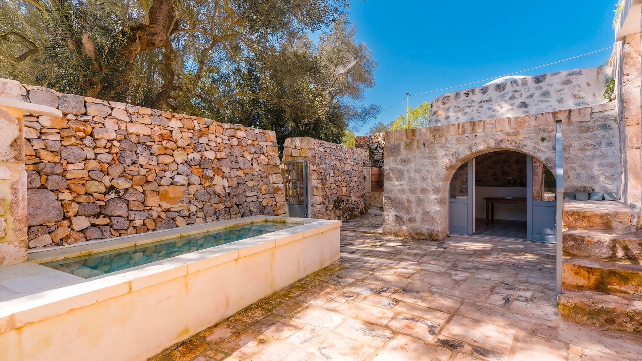 Italianway Ostuni Masseria Grotta Antica 6+2