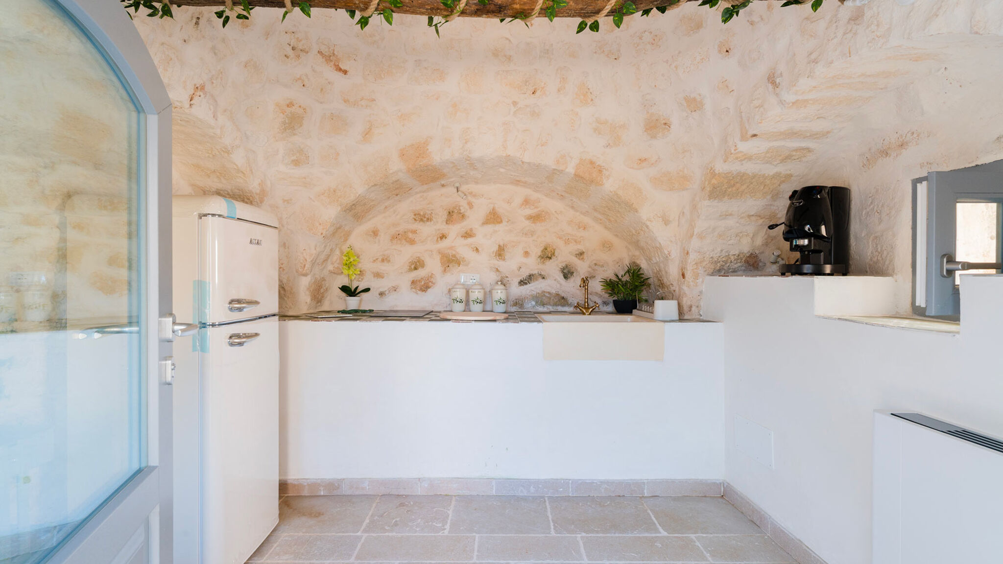 Italianway Ostuni Masseria Grotta Antica 6+2