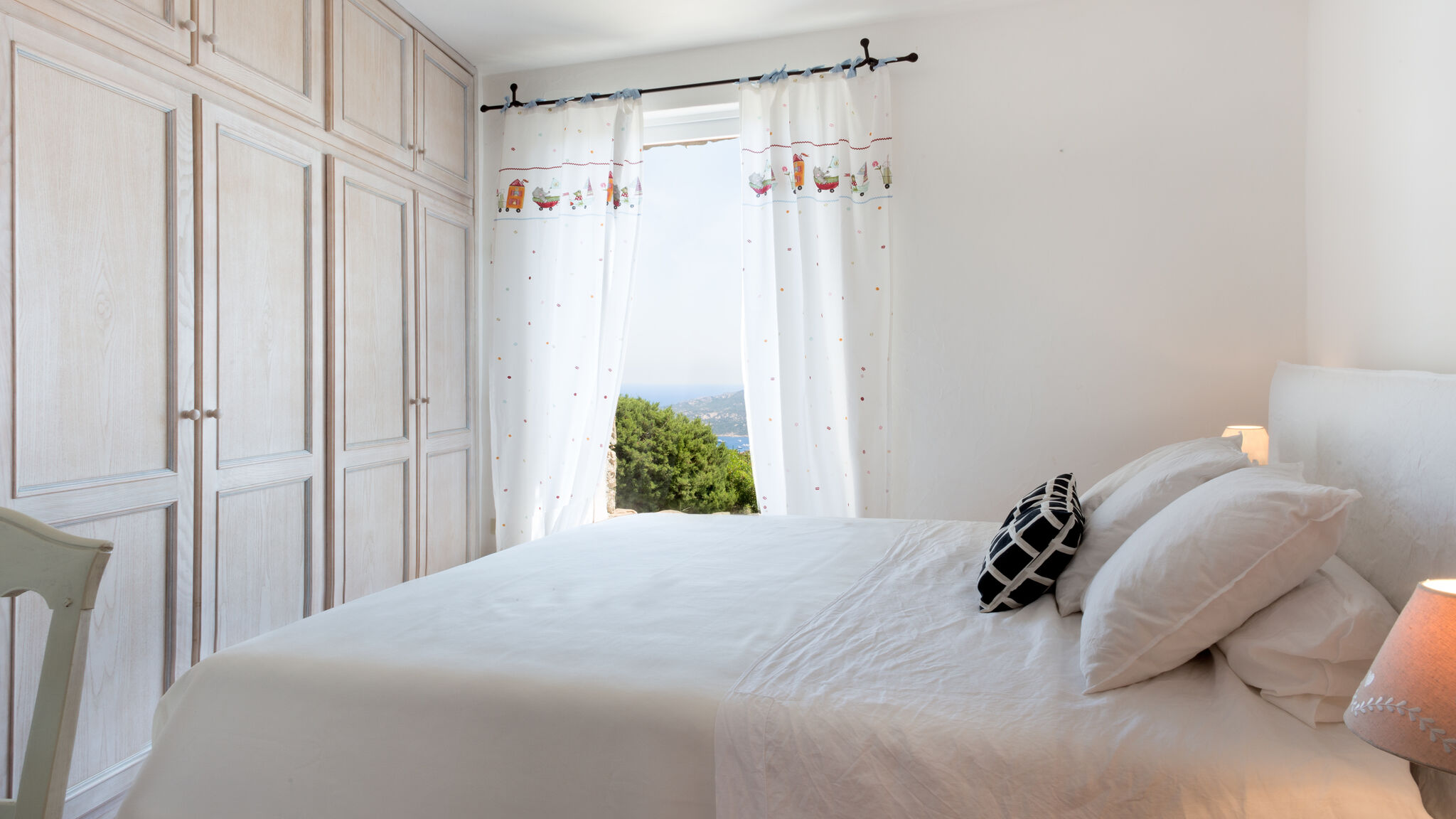 REBhomes Arzachena Villa Florin