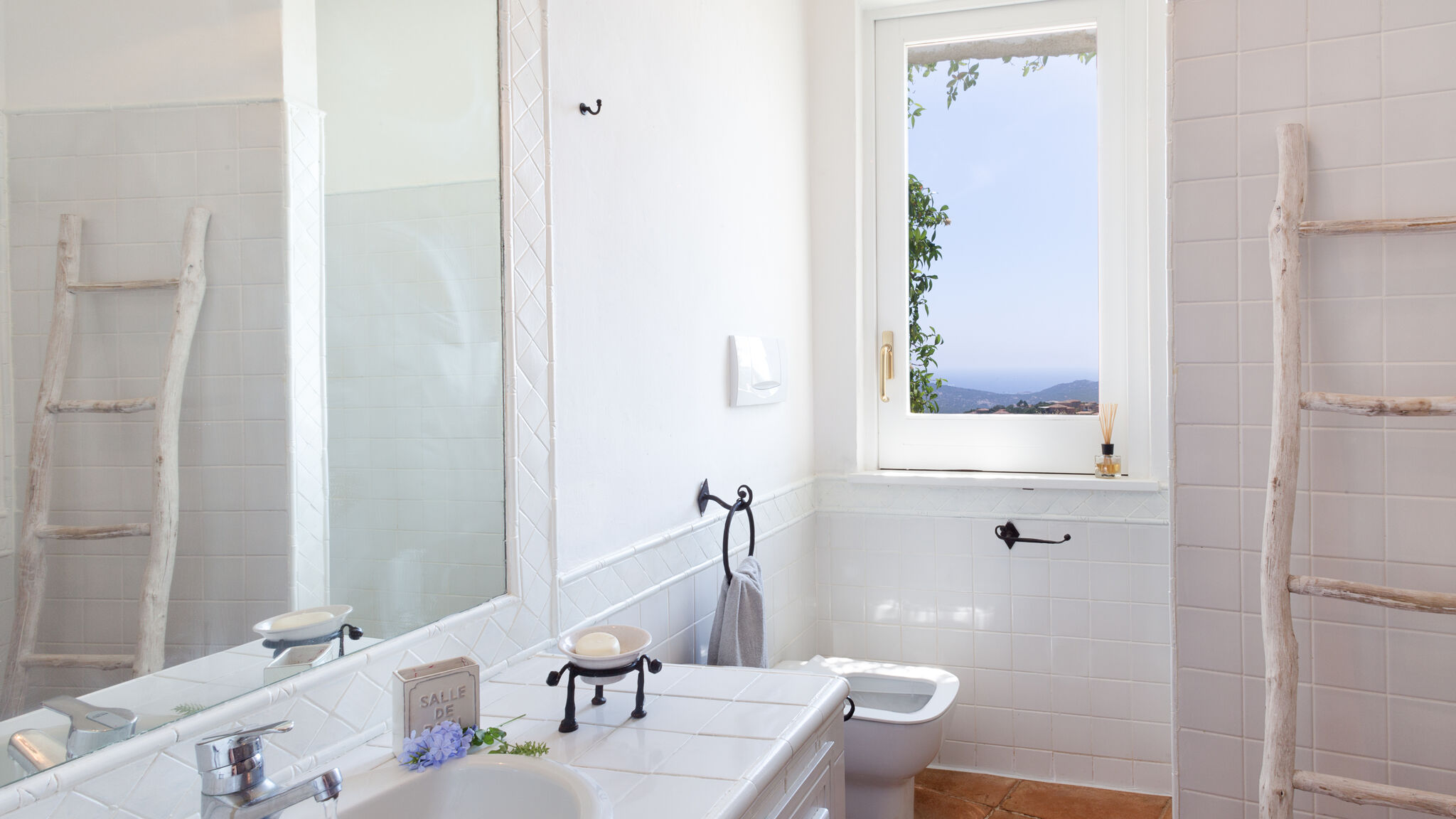 REBhomes Arzachena Villa Florin