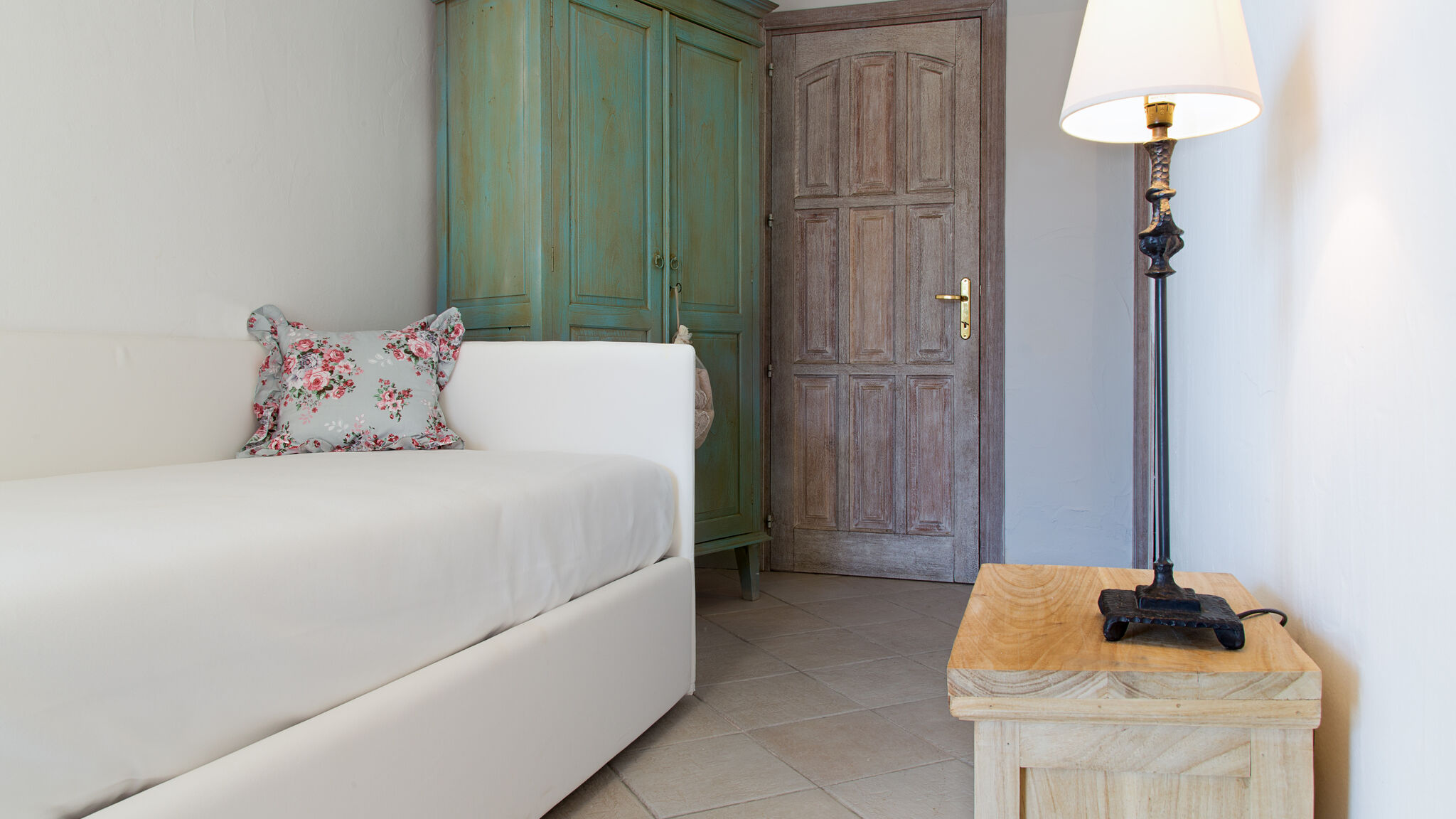 REBhomes Arzachena Villa Florin