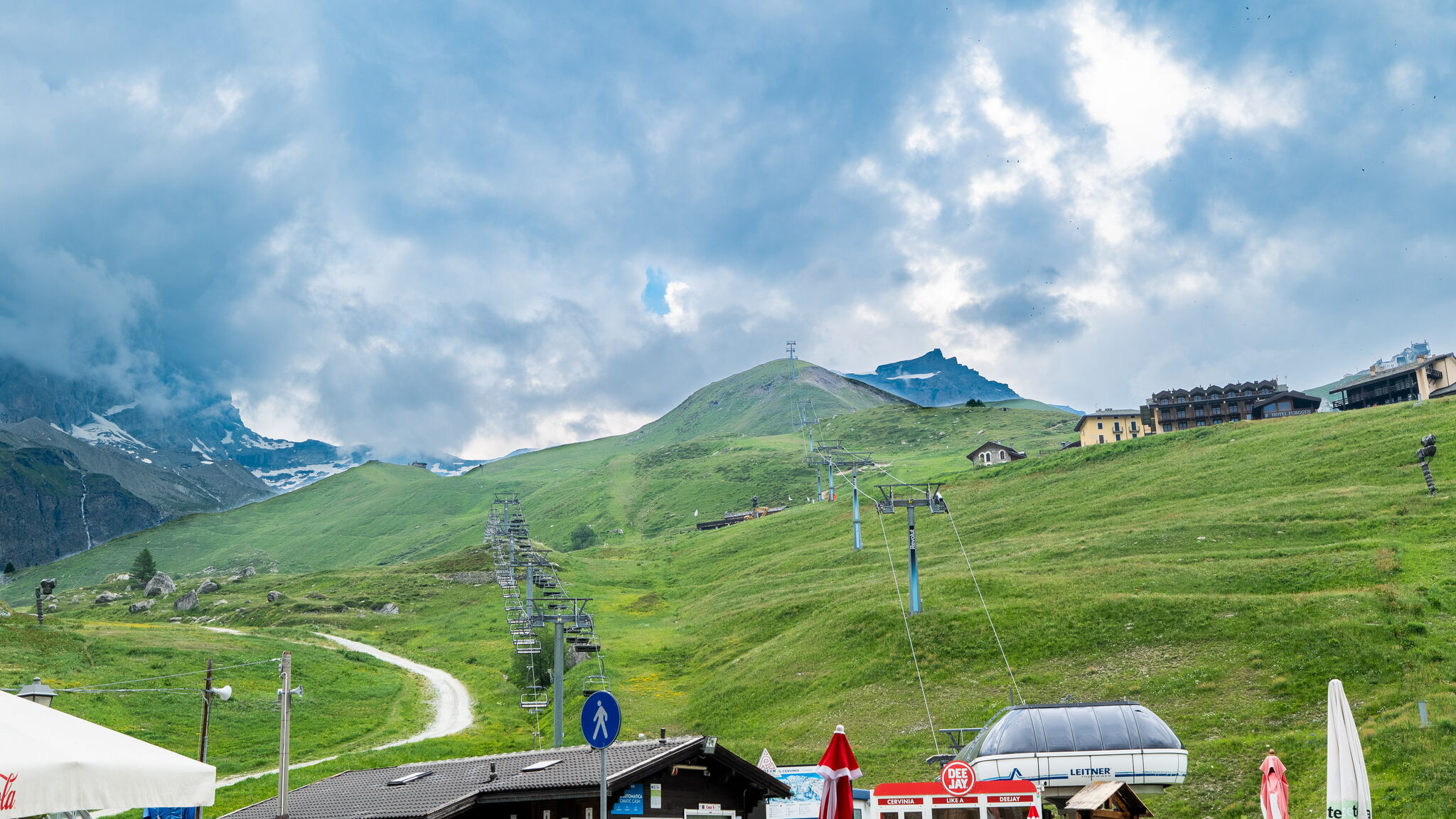 Italianway Valtournenche Alpine Nook - Central Cervinia Ski-in/Ski-o