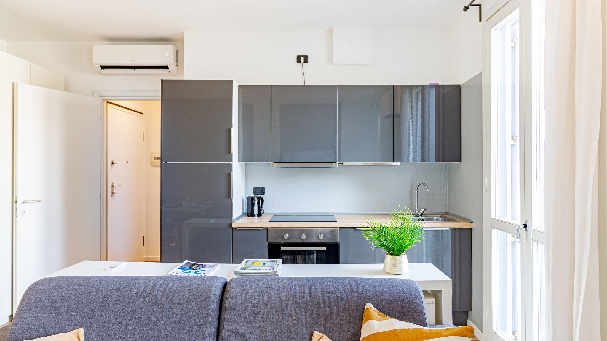 Italianway Biassono La Casa del Parco by Houset