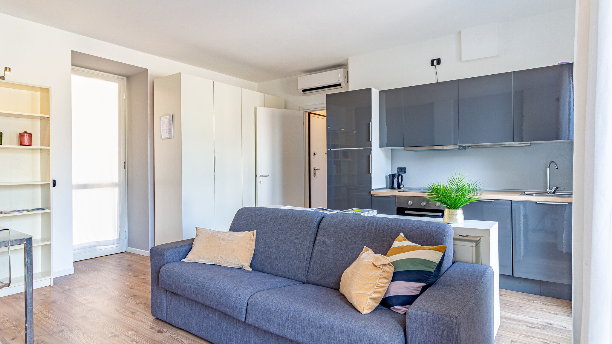 Italianway Biassono La Casa del Parco by Houset