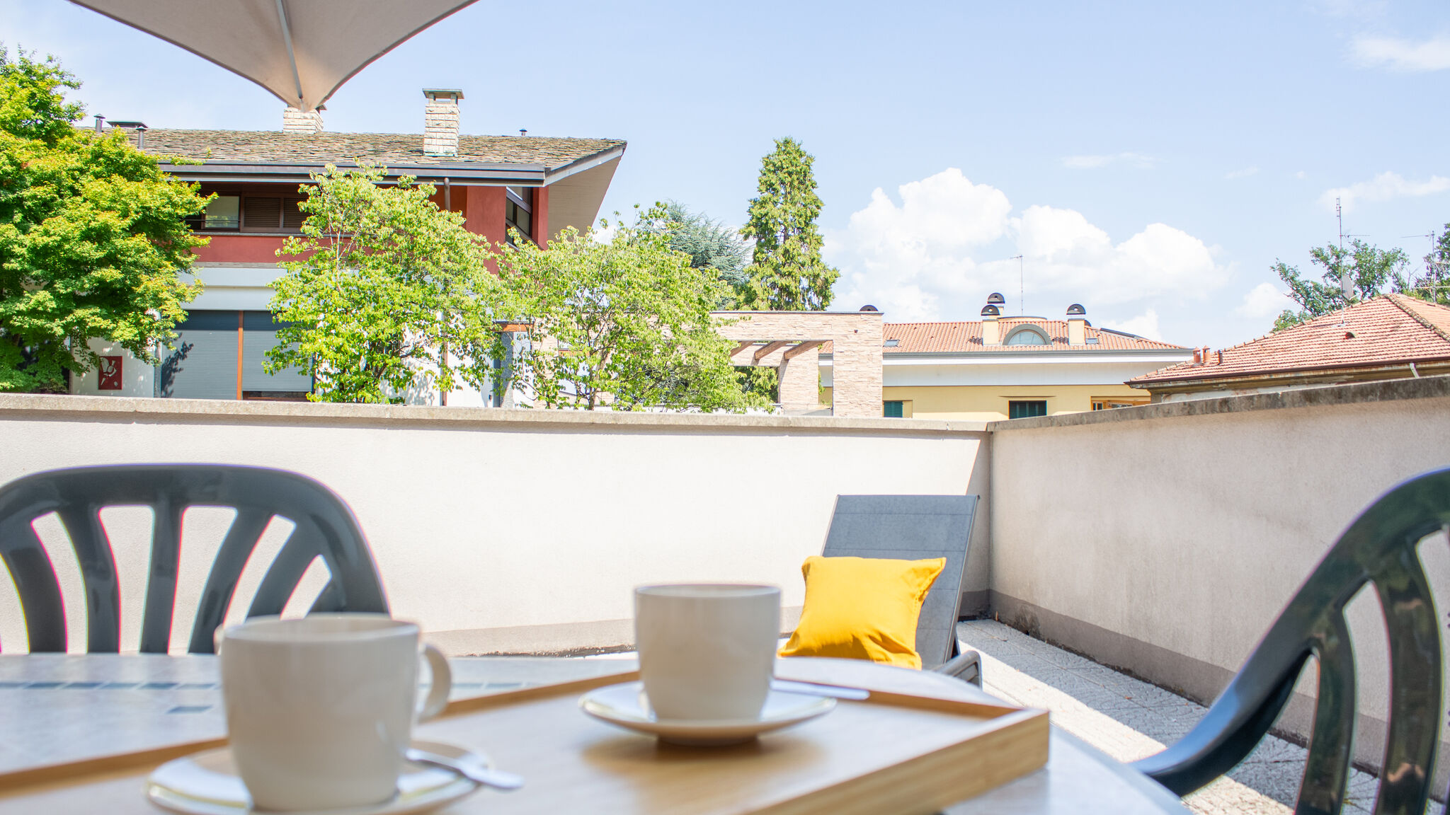 Italianway Biassono La Casa del Parco by Houset