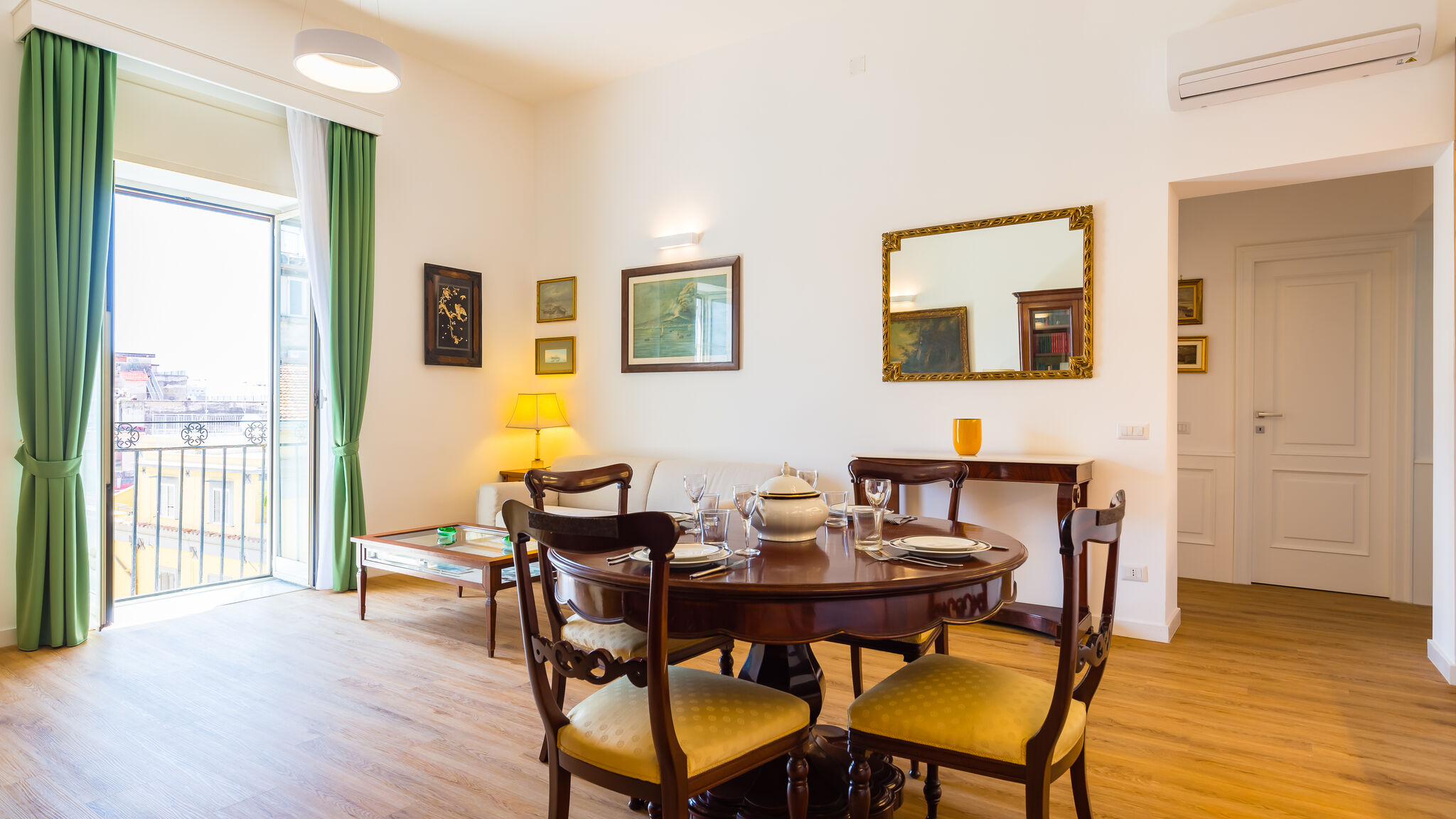 Italianway Napoli De Sangro Suite by NapoliApartments