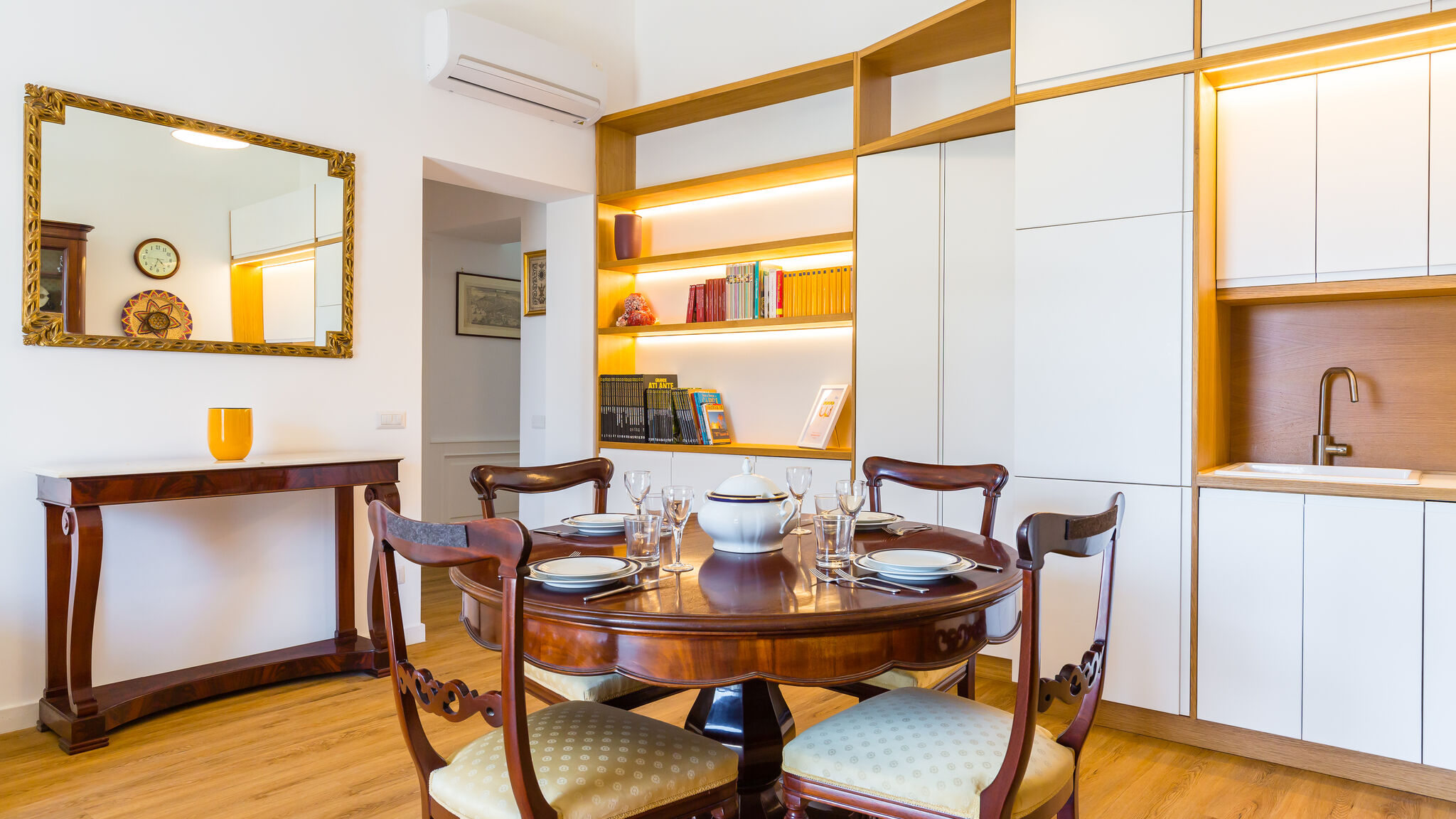 Italianway Napoli De Sangro Suite by NapoliApartments