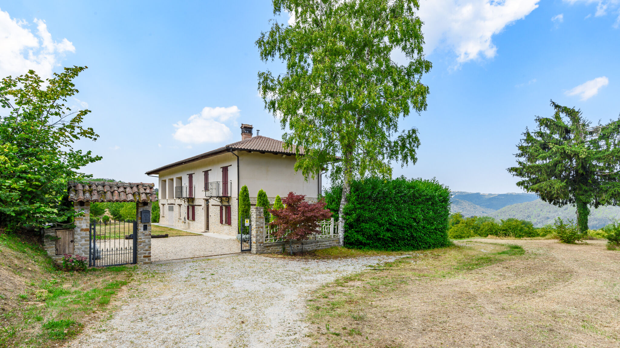 Italianway Cravanzana Panoramic Slow Living tra le colline piemontesi