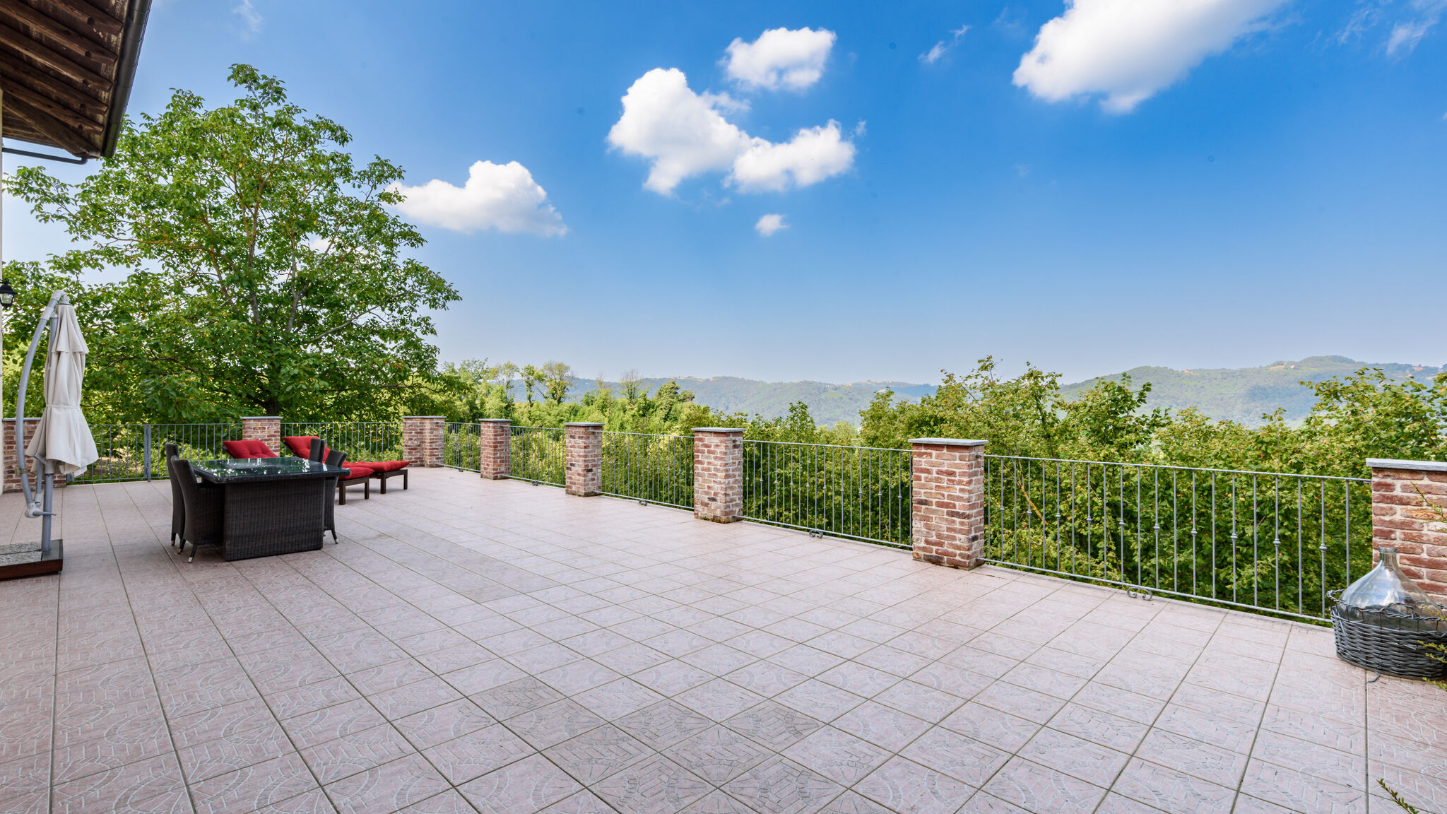 Italianway Cravanzana Panoramic Slow Living tra le colline piemontesi
