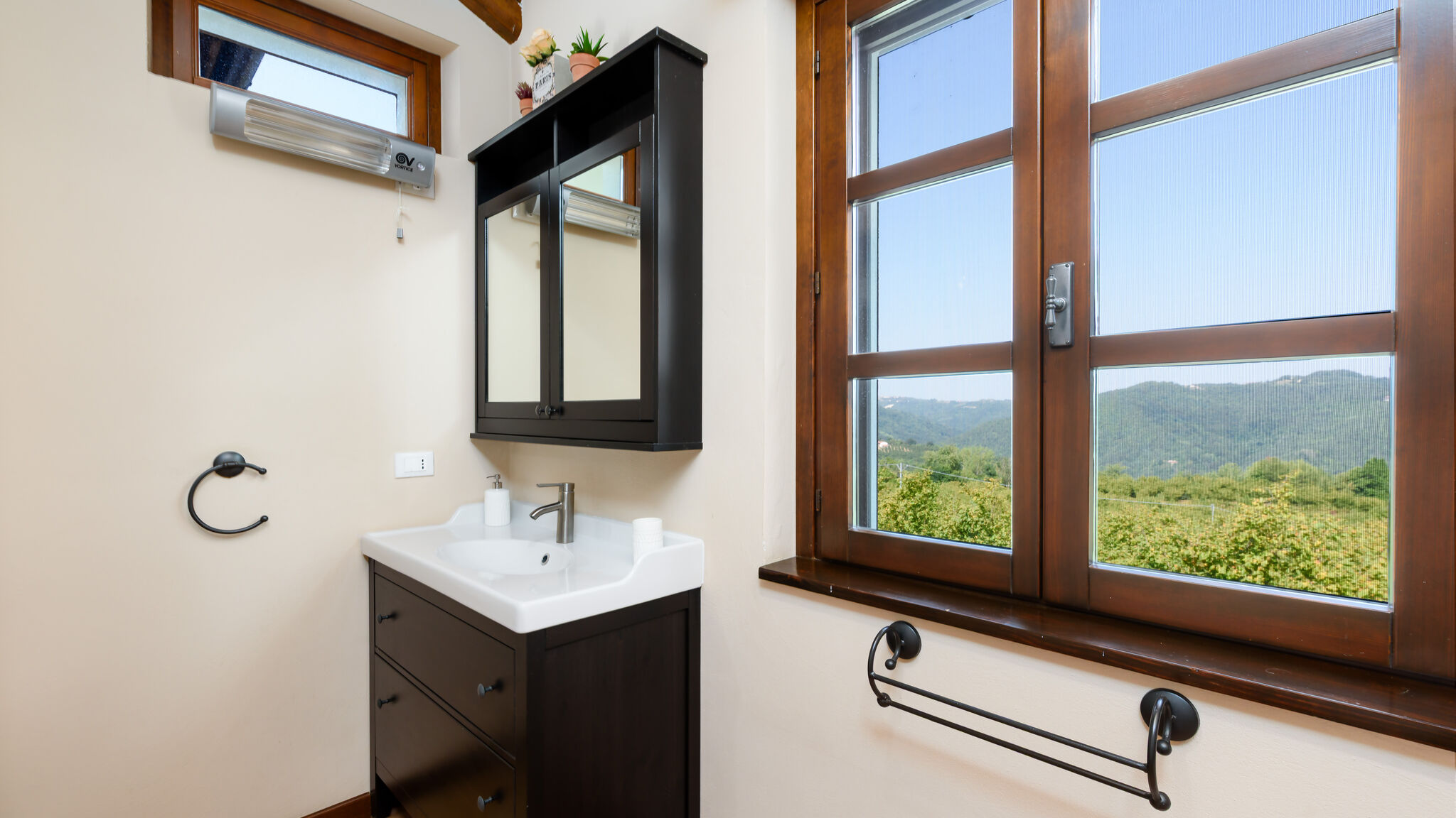 Italianway Cravanzana Panoramic Slow Living tra le colline piemontesi