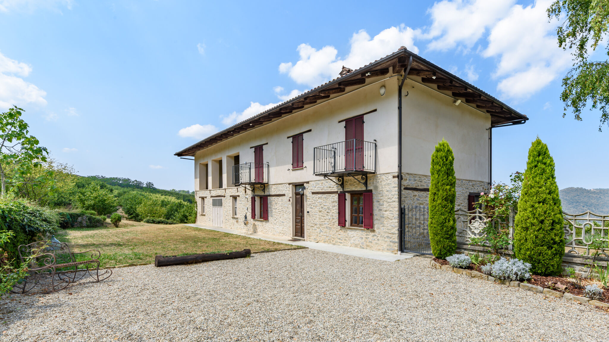 Italianway Cravanzana Panoramic Slow Living tra le colline piemontesi