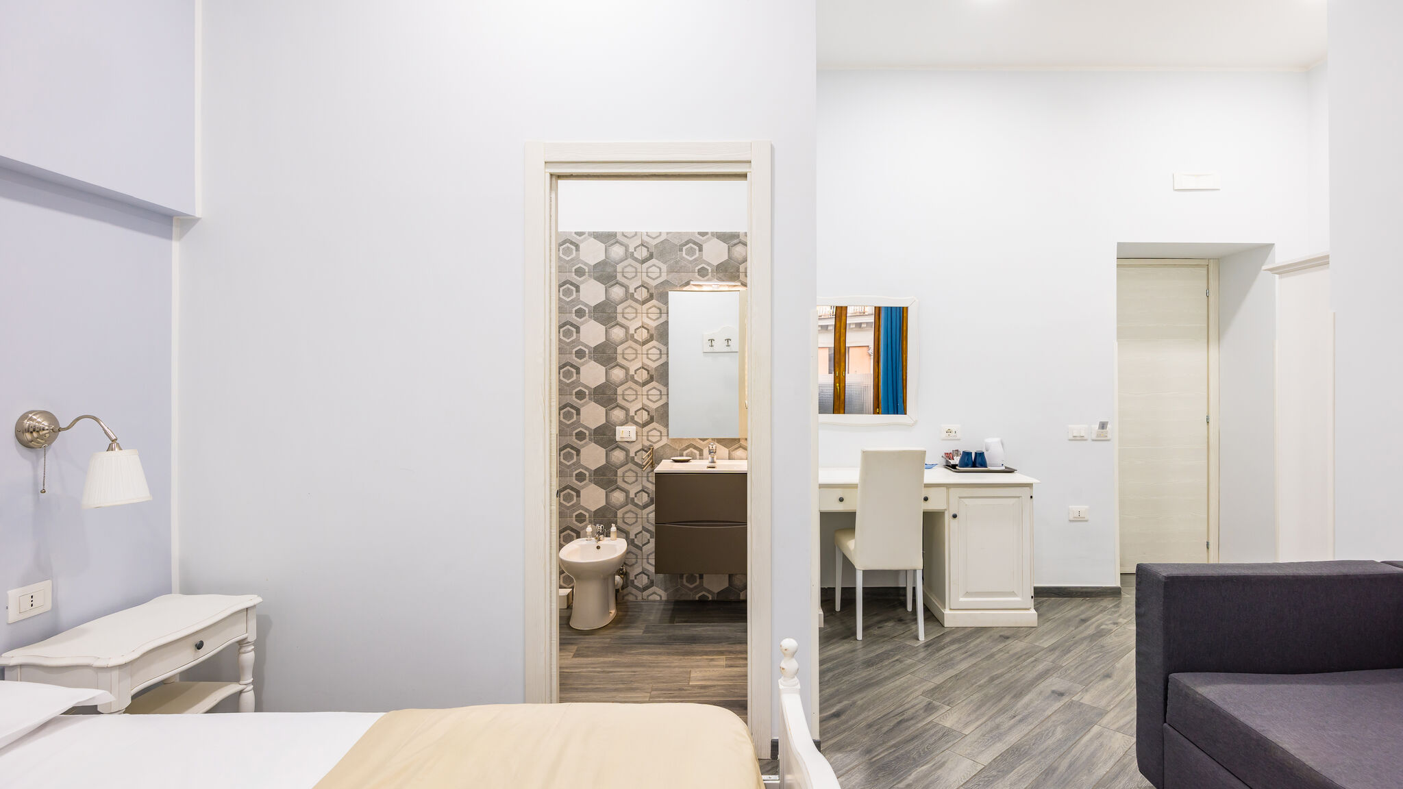 Napoliapartments.it (per Apt commercializzati) Napoli Agorà Borsa - Dante