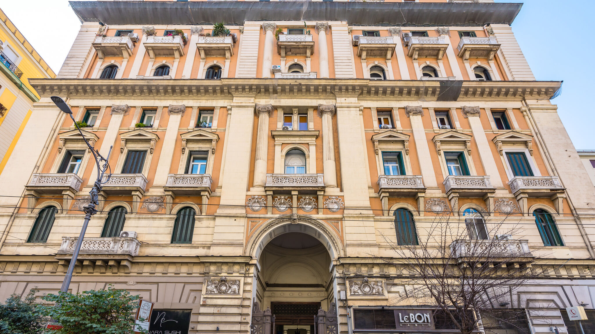 Napoliapartments.it (per Apt commercializzati) Napoli Agorà Borsa - Plebiscito
