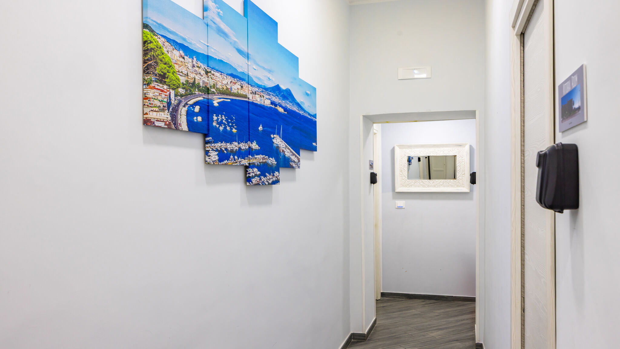 Napoliapartments.it (per Apt commercializzati) Napoli Agorà Borsa - Repubblica 