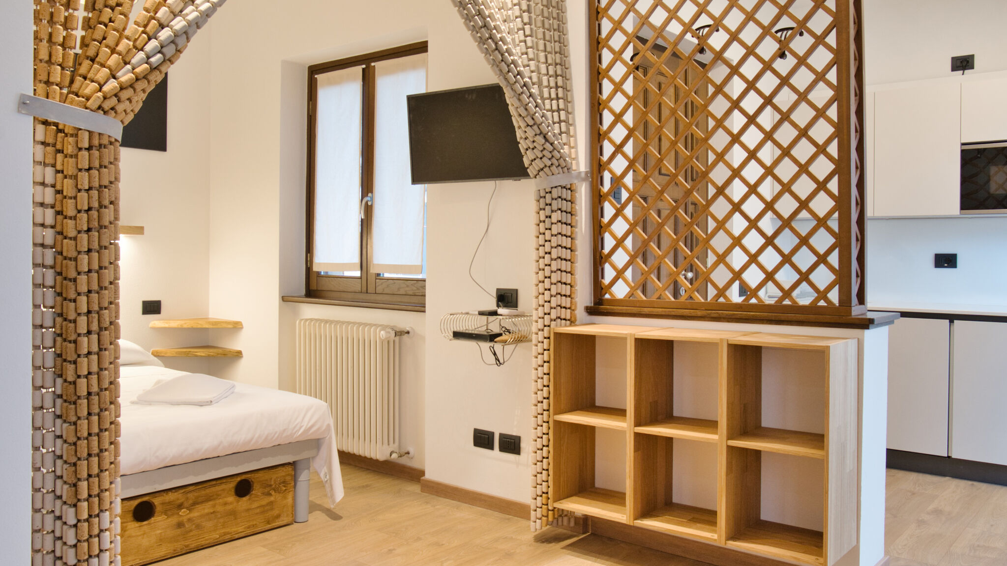 Italianway Domaso Studio Leon Lakeview