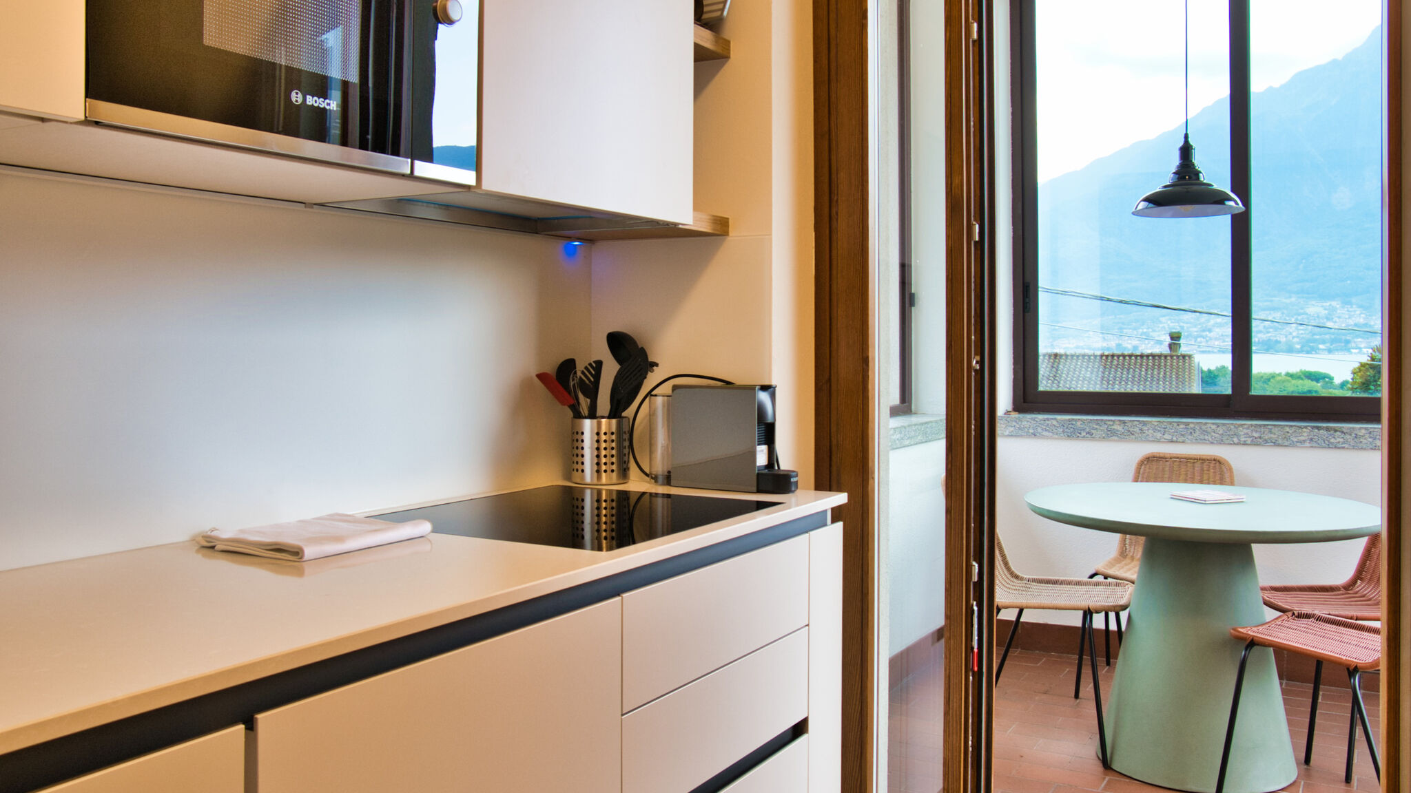 Italianway Domaso Studio Leon Lakeview