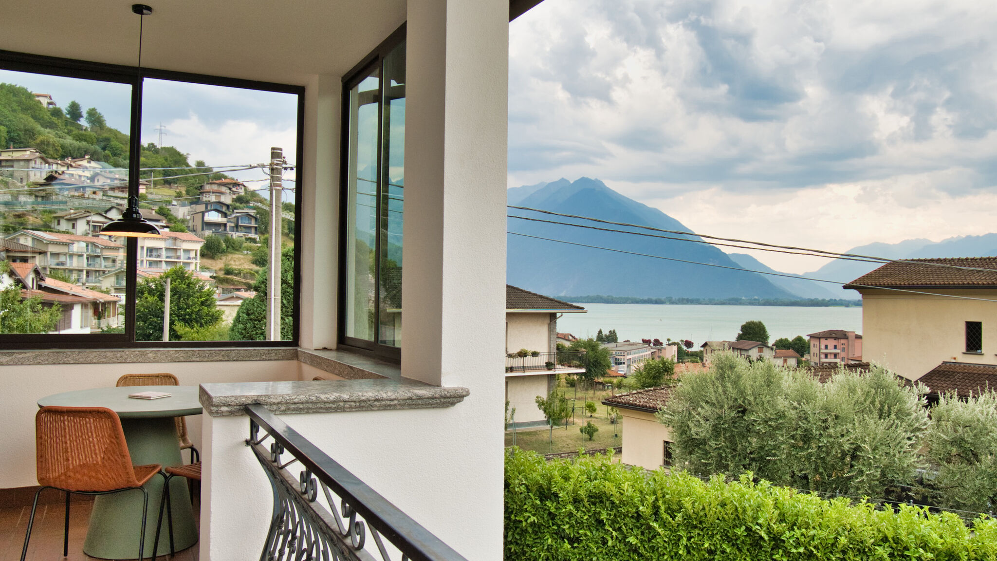 Italianway Domaso Studio Leon Lakeview