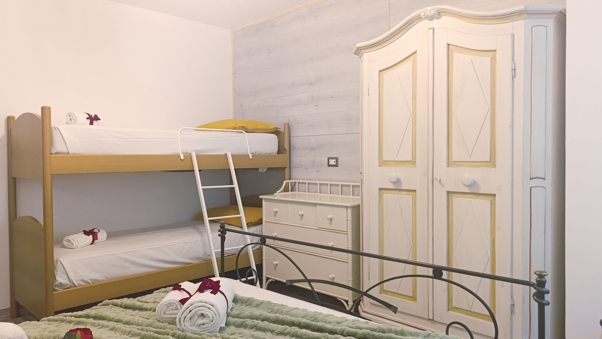 Italianway Corteno Golgi Casa della Marmotta by Ca-sa Check
