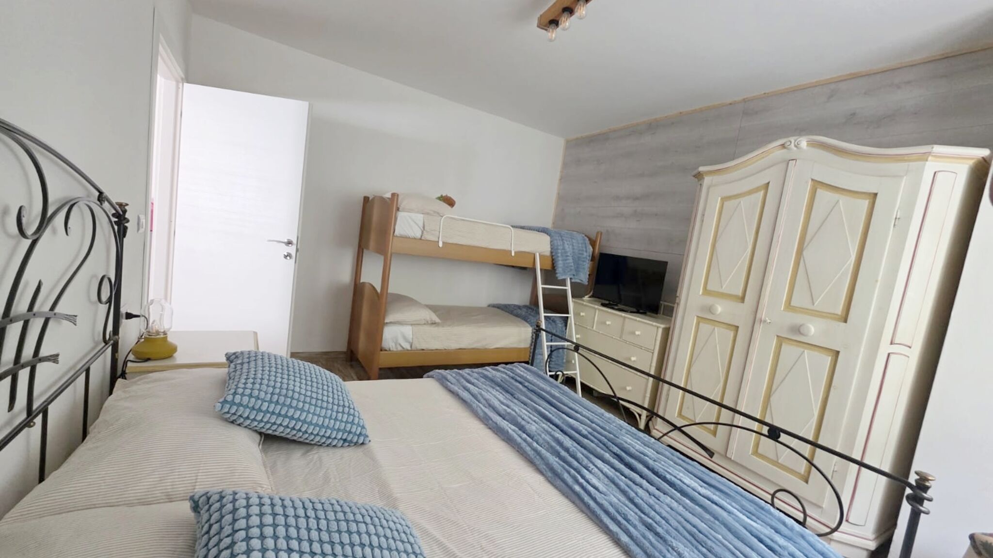 Italianway Corteno Golgi Casa della Marmotta by Ca-sa Check