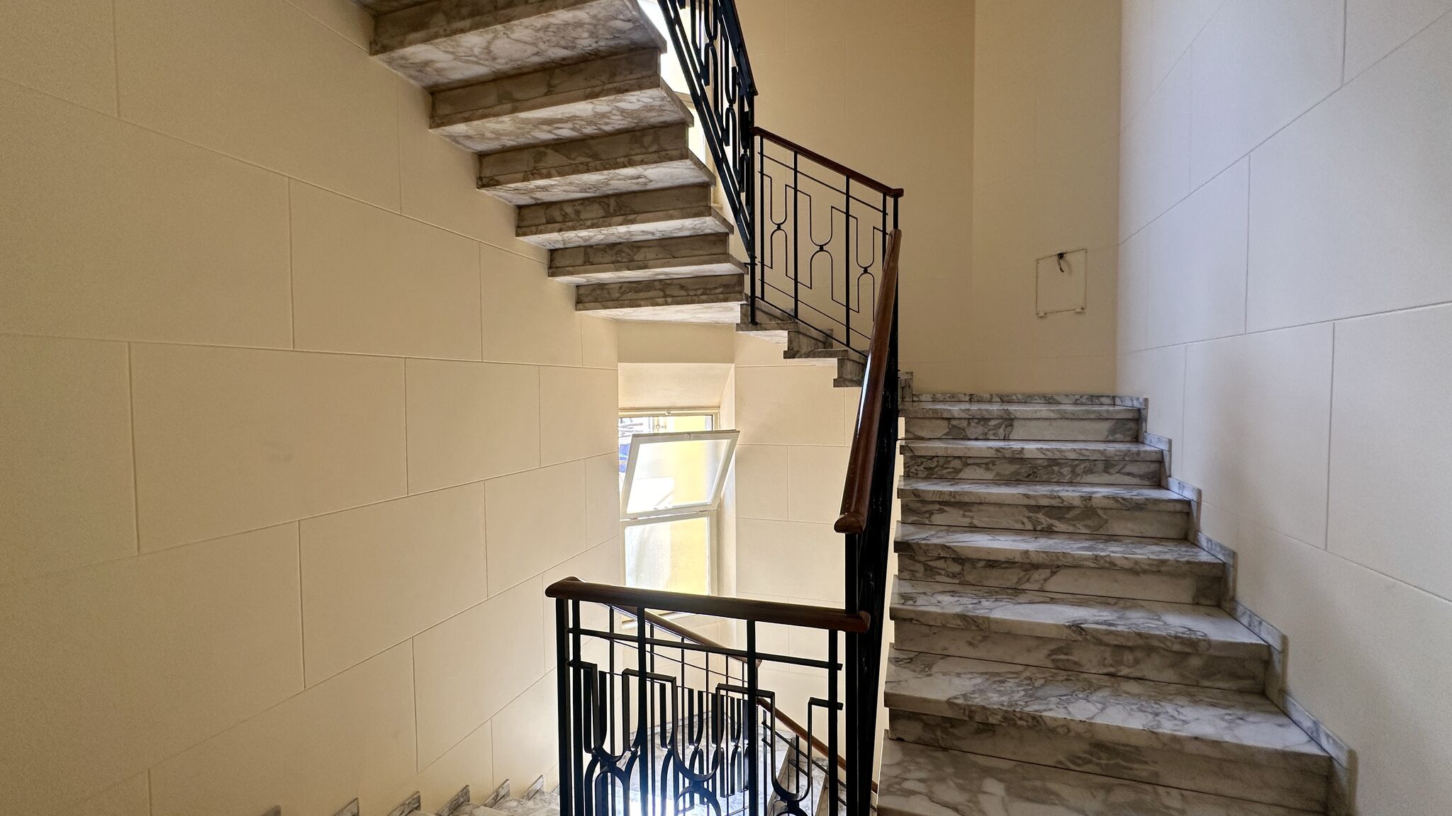 Italianway Milano Elegante Trilocale Dateo