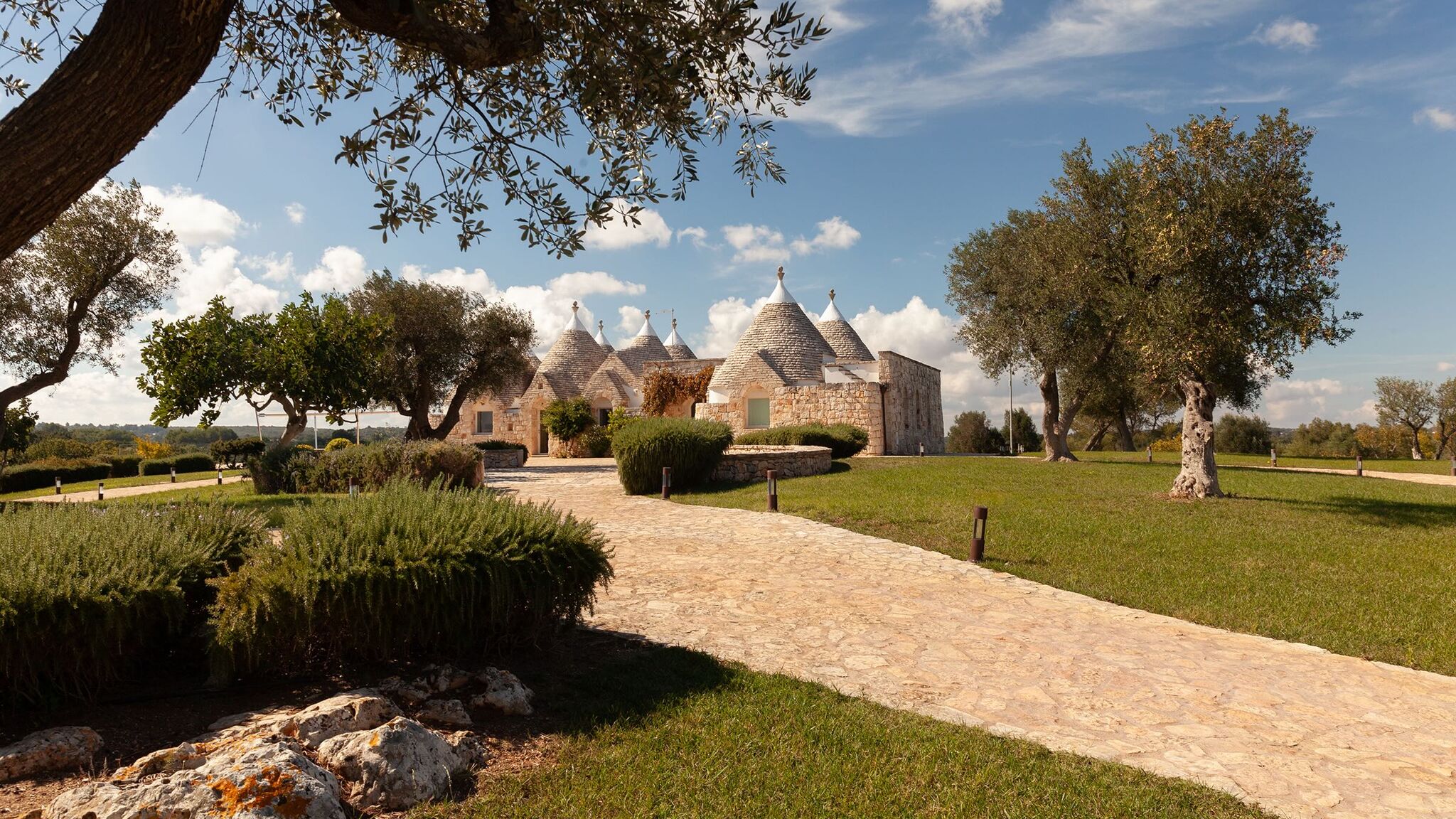Italianway Ceglie Messapica Trullo Alloro by Elite Villas