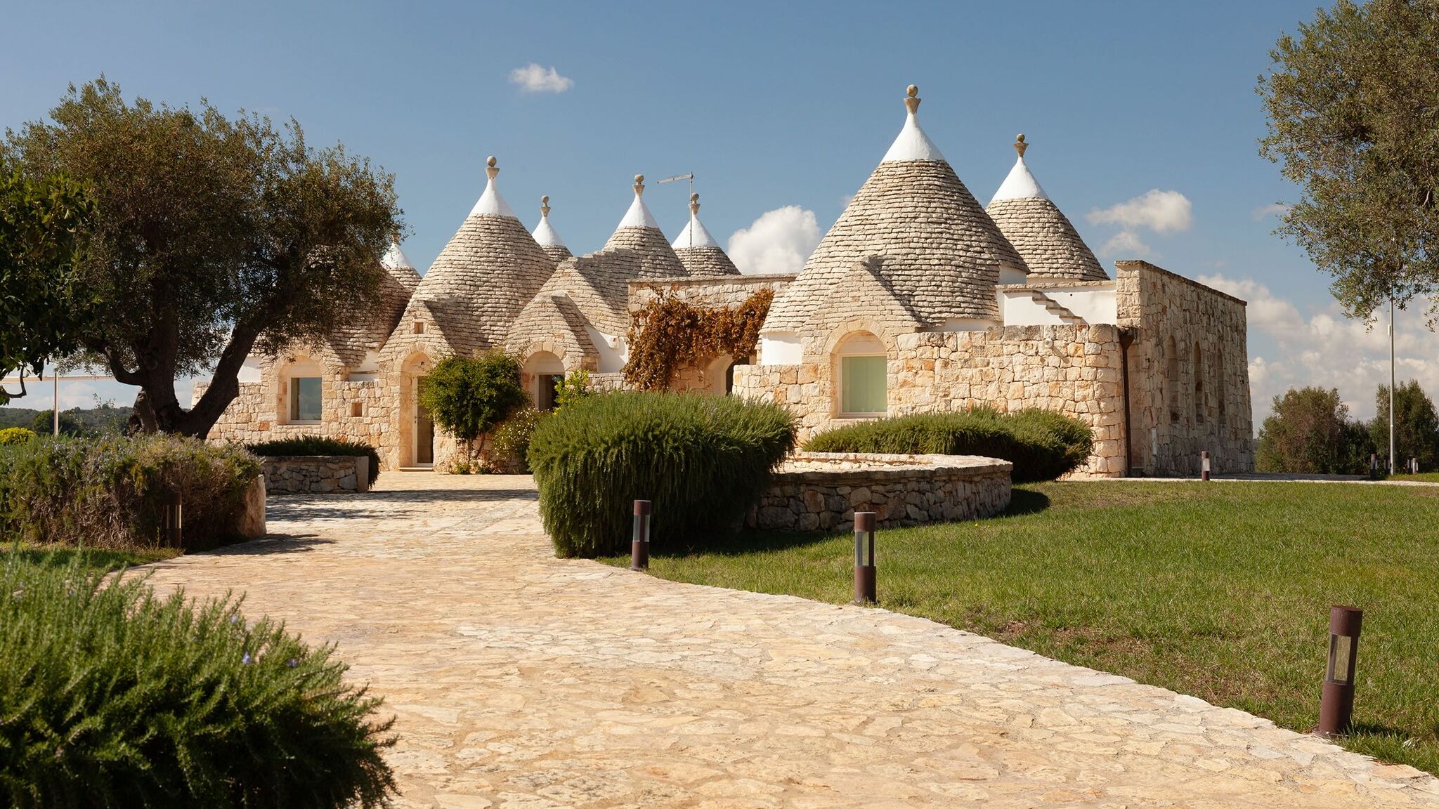 Italianway Ceglie Messapica Trullo Alloro by Elite Villas