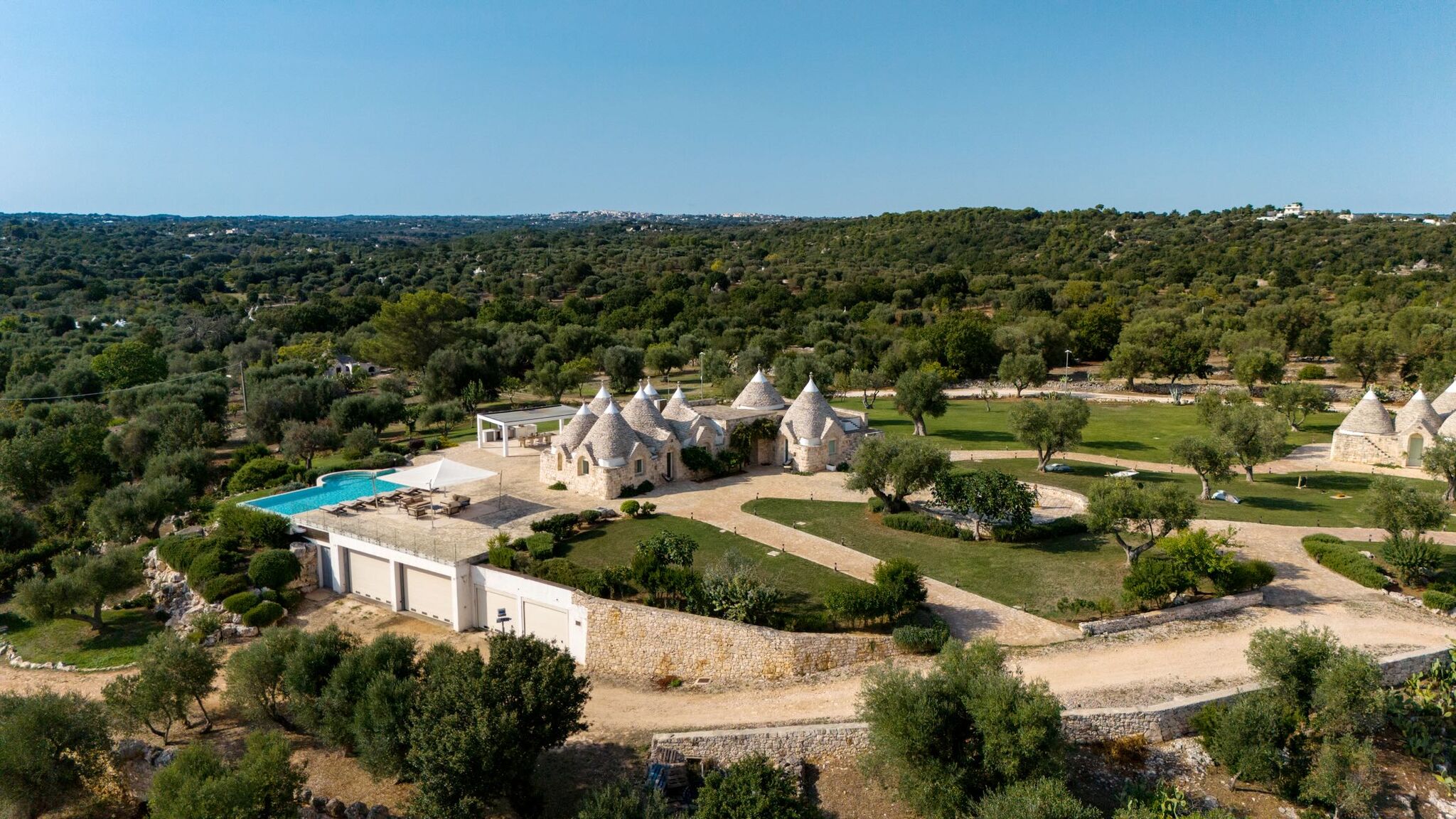 Italianway Ceglie Messapica Trullo Alloro by Elite Villas