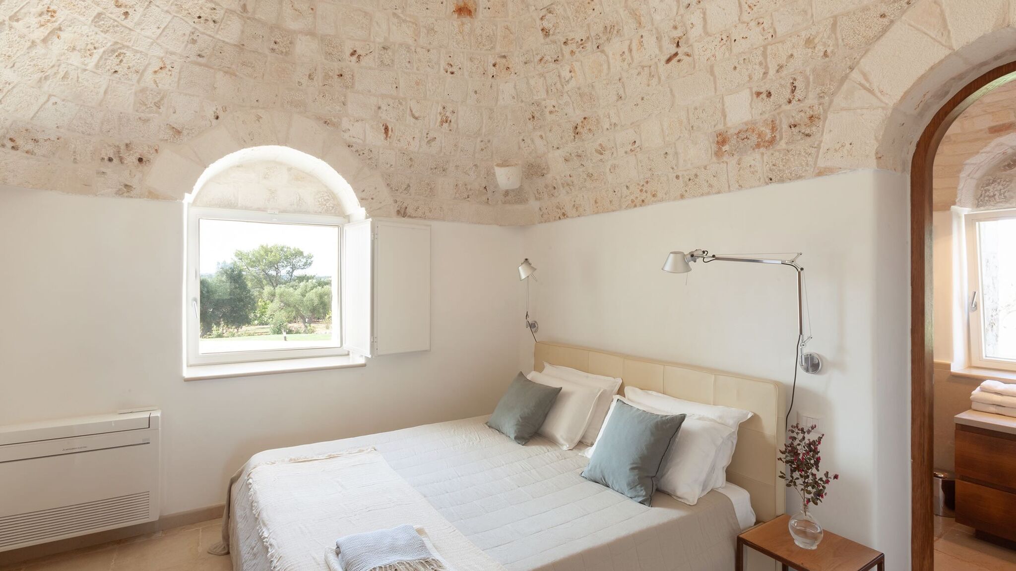 Italianway Ceglie Messapica Trullo Alloro by Elite Villas