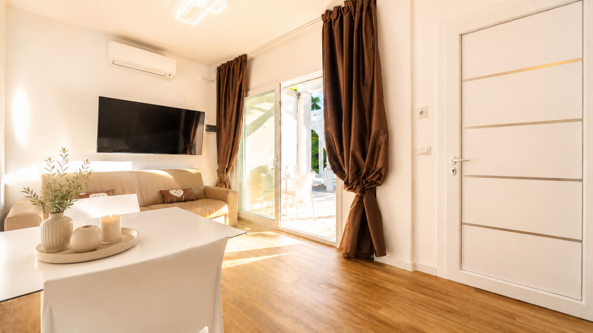 Symphonya Luxury Holiday Rentals Lecce Luxury Home & Pool