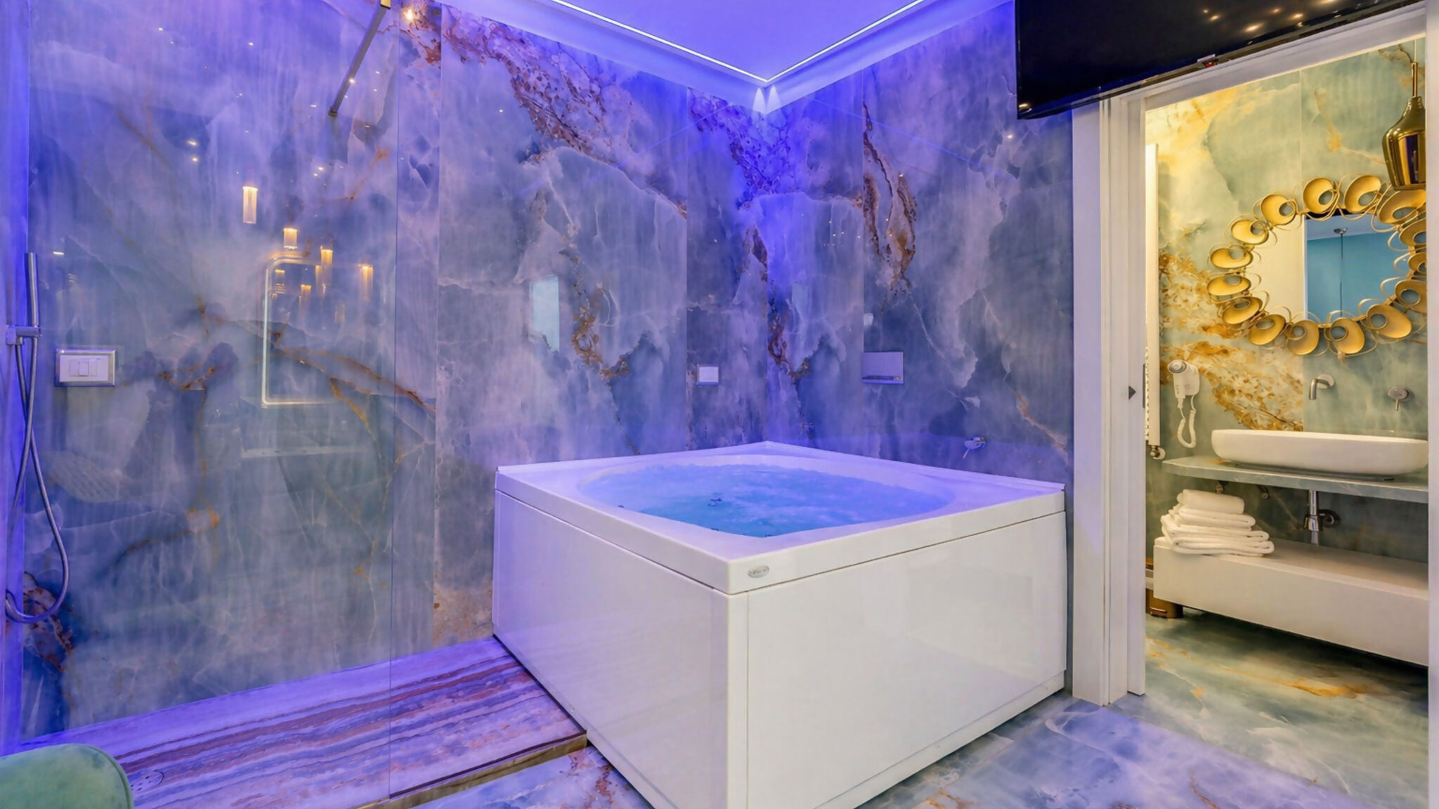 Italianway Gallipoli Suite Acquamarine by Symphonya Luxury Rentals