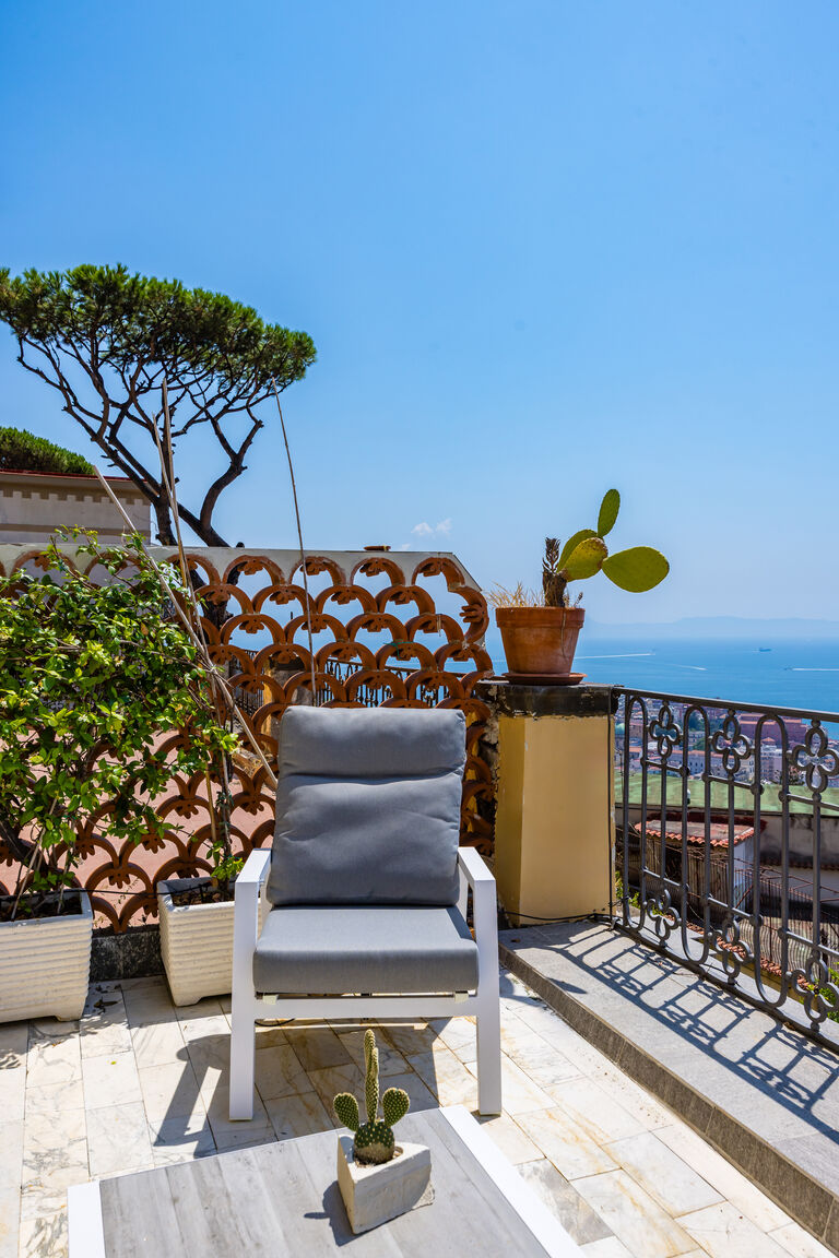 Italianway Napoli Petraio Iconic Terrace on the gulf