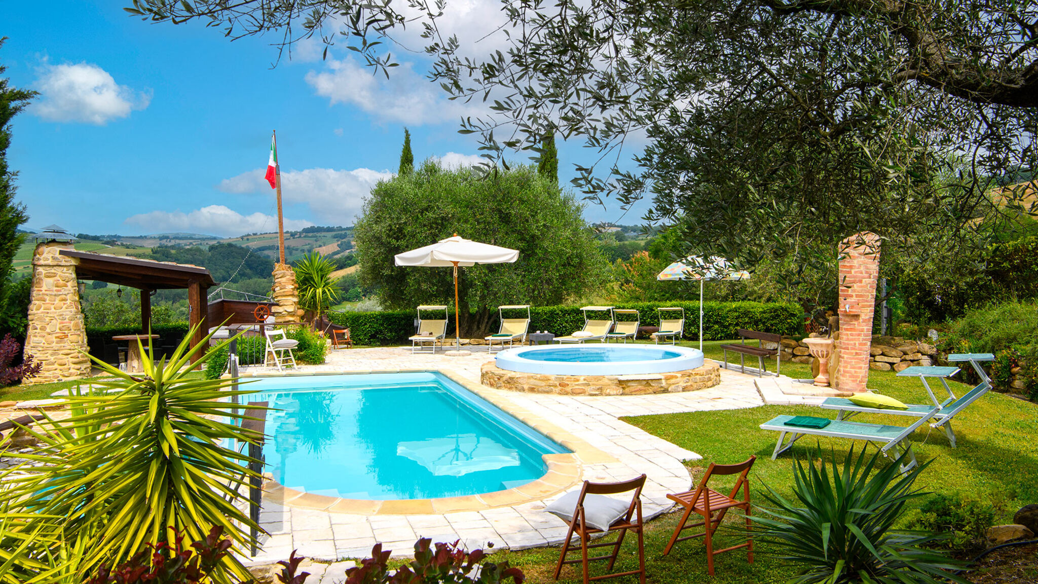Italianway Terre Roveresche Villa Valgiorgia 9