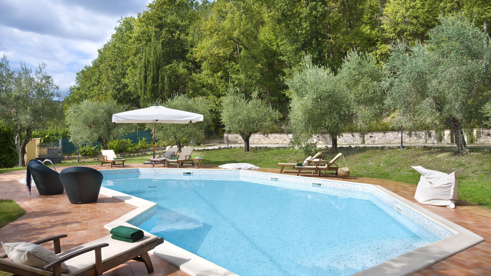 Italianway Acqualagna Casale degli Ulivi 8+2