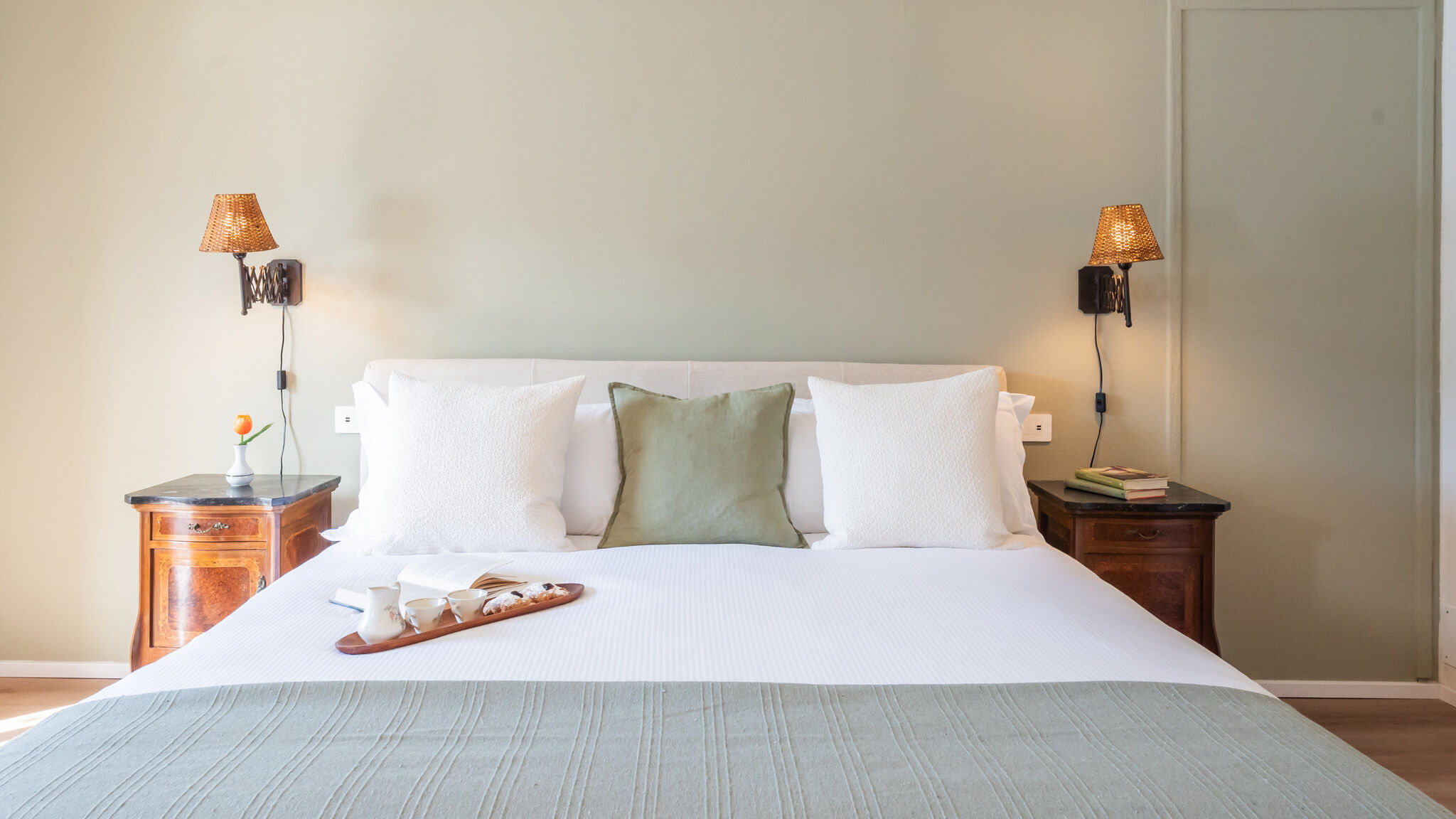 Italianway Carate Urio Al Molo by Rent All Como