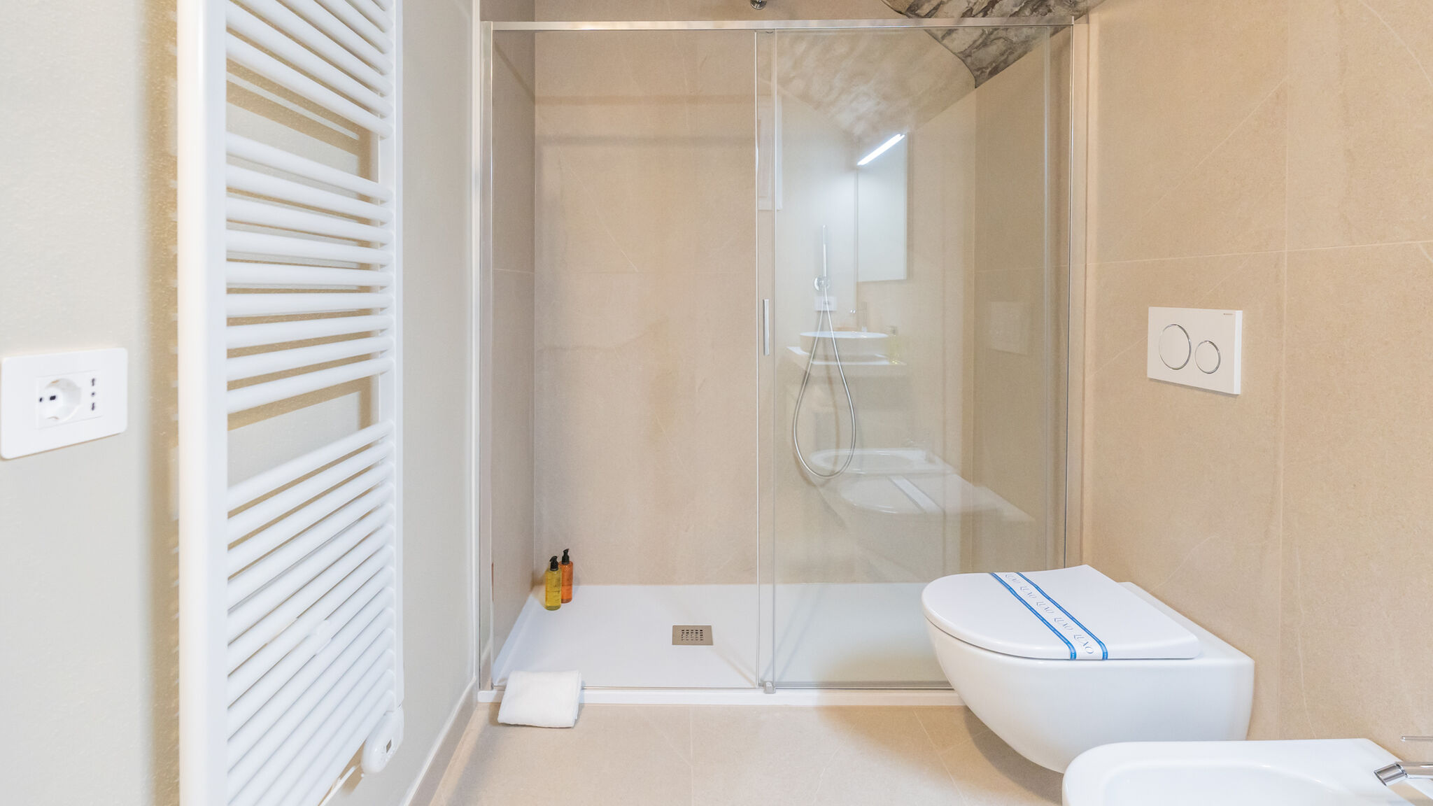 Italianway Carate Urio Al Molo by Rent All Como