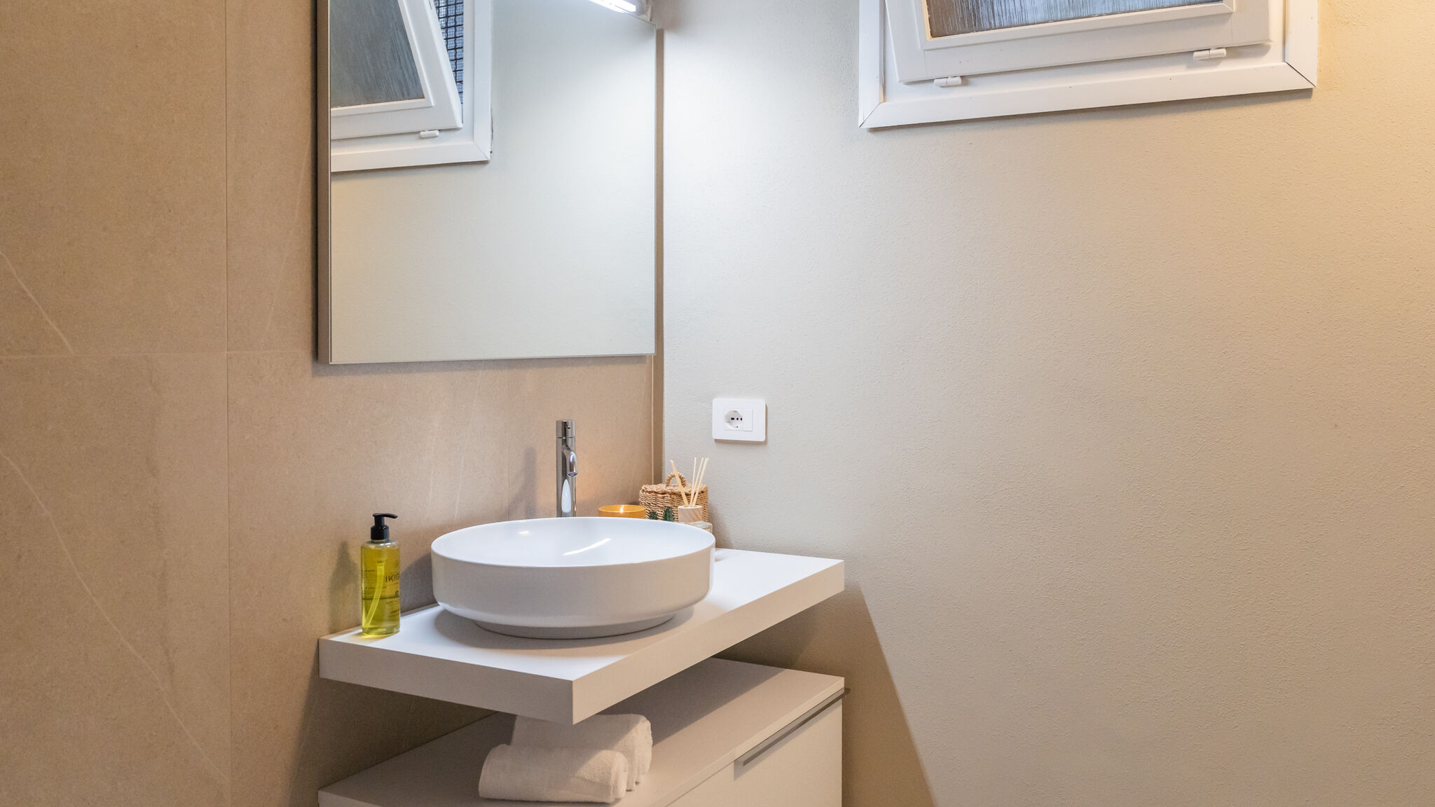 Italianway Carate Urio Al Molo by Rent All Como