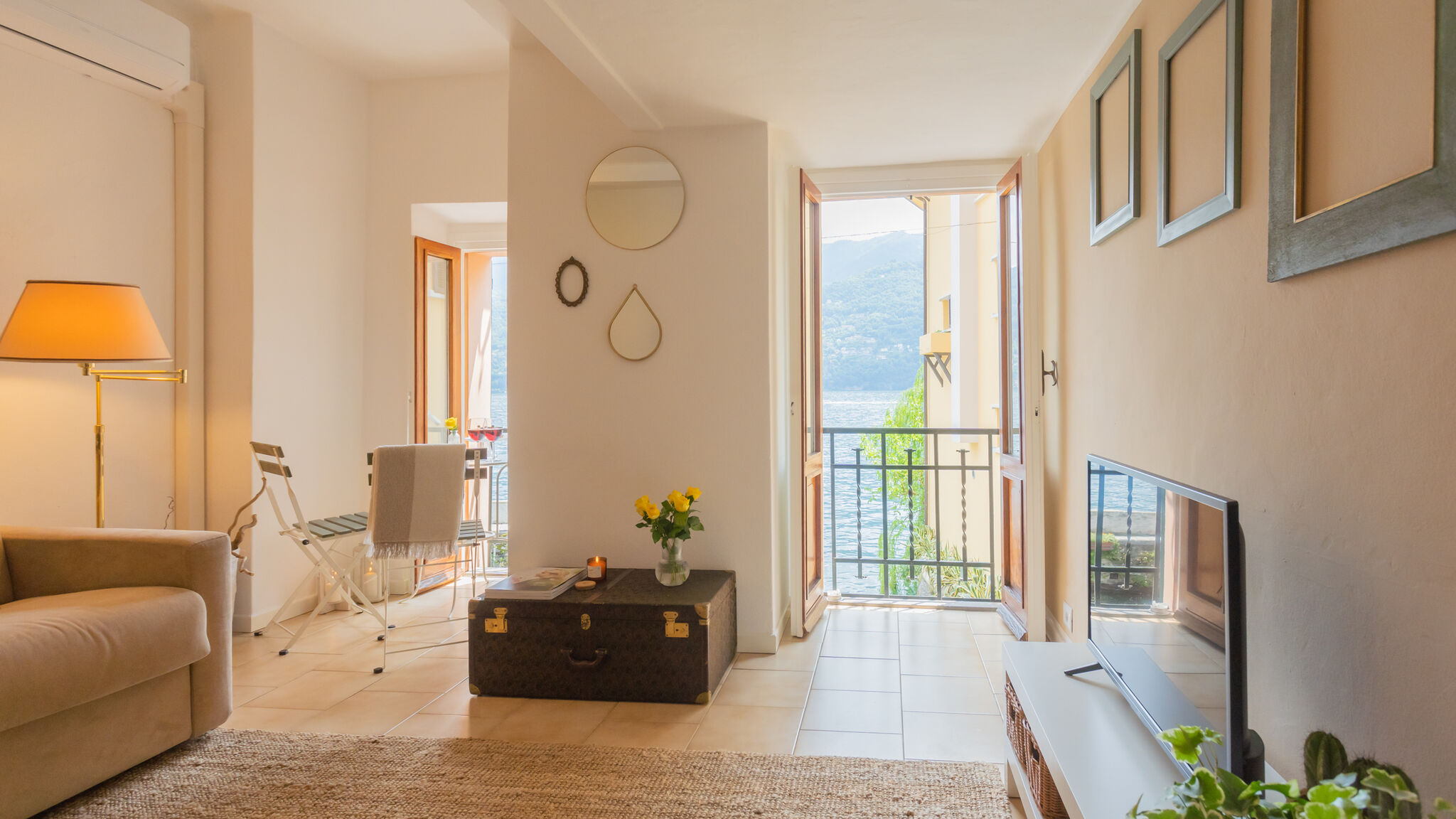 Italianway Carate Urio Il Porticciolo & Al Molo Apartments
