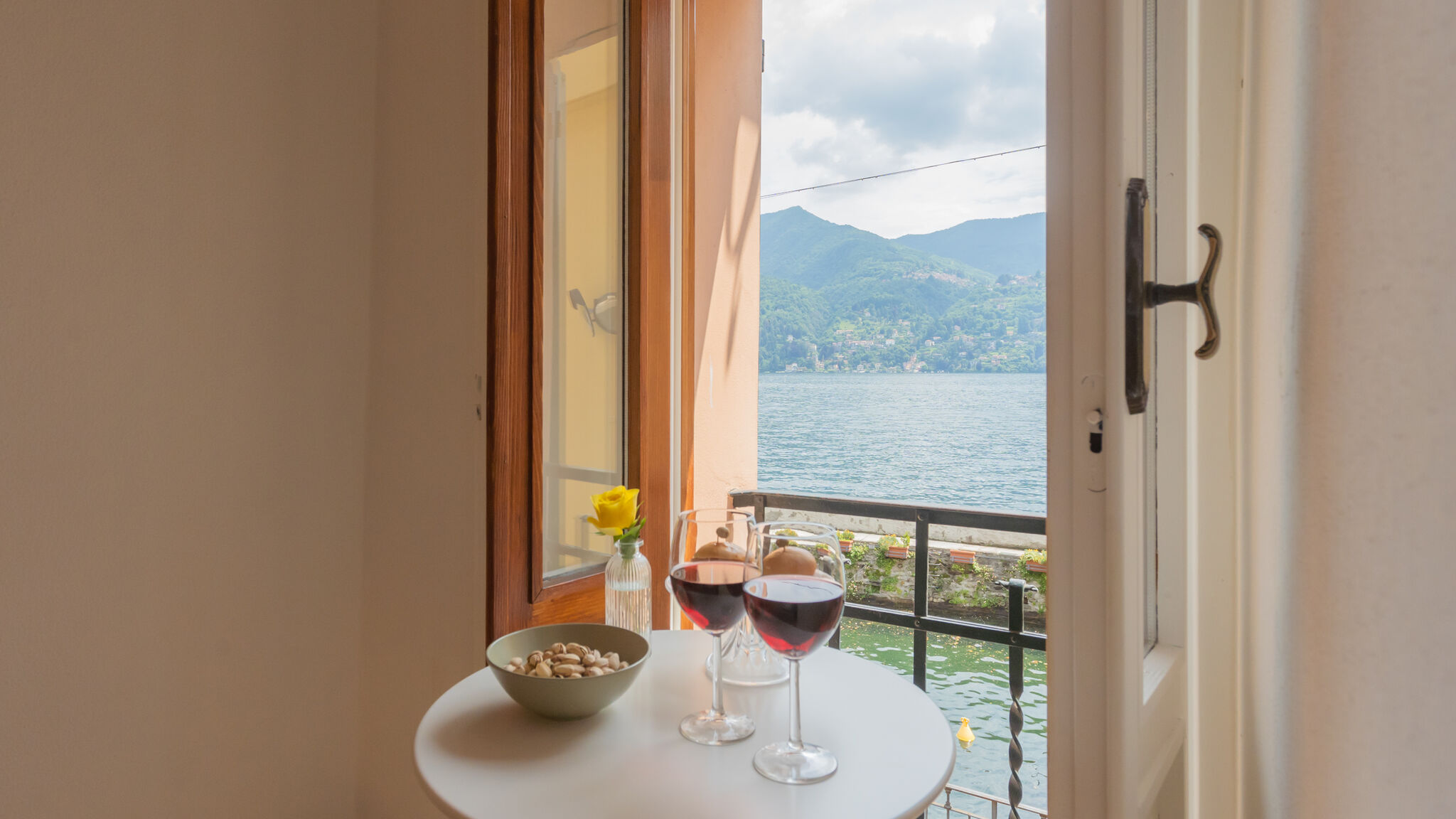 Italianway Carate Urio Il Porticciolo & Al Molo Apartments