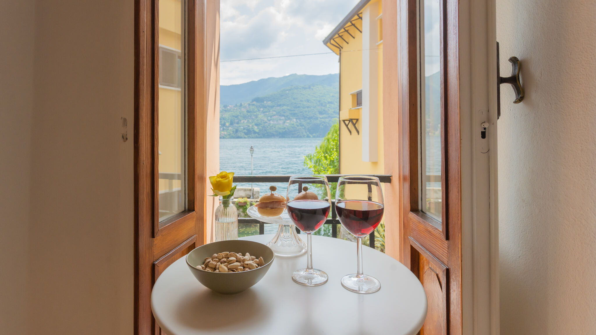 Italianway Carate Urio Il Porticciolo & Al Molo Apartments