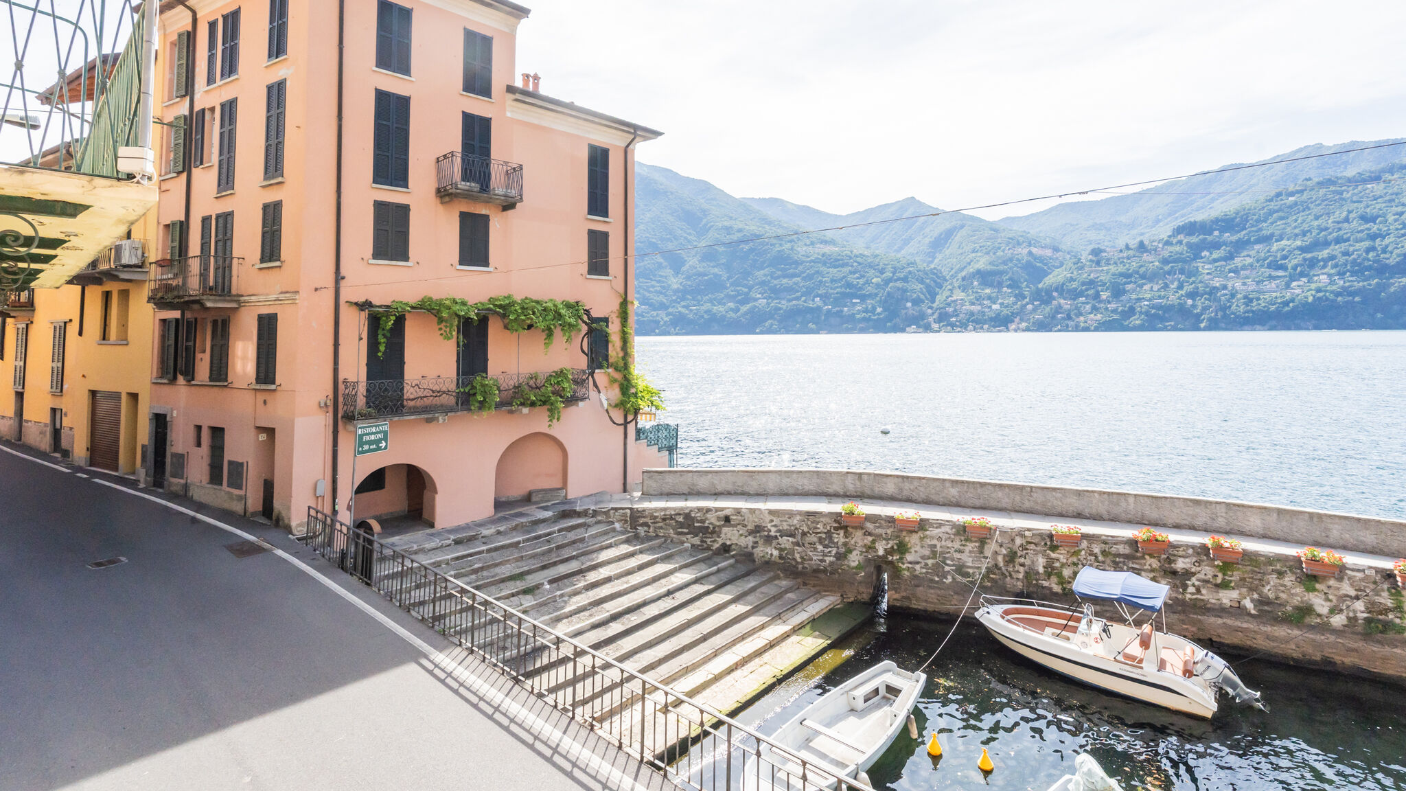 Italianway Carate Urio Il Porticciolo & Al Molo Apartments