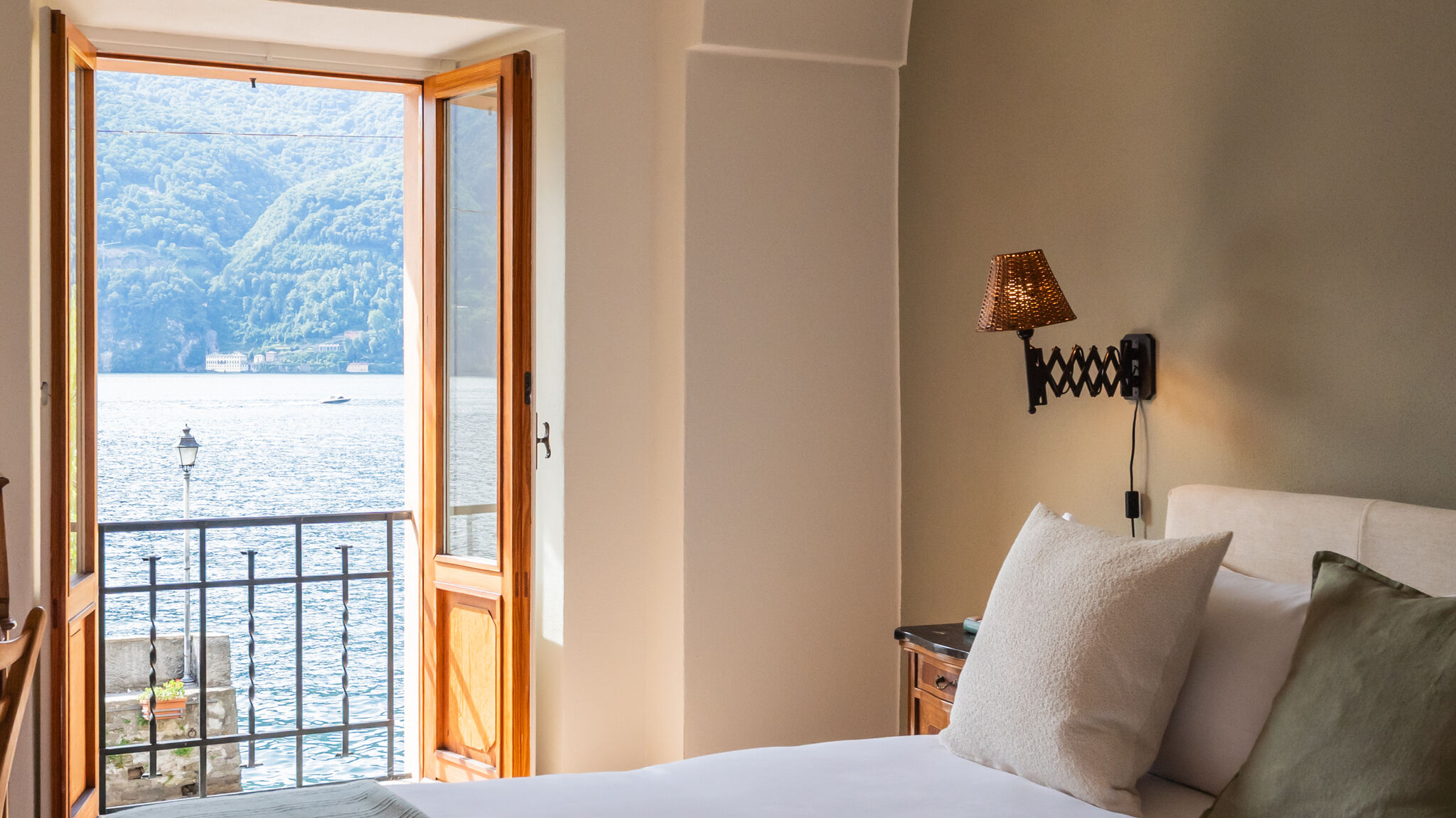 Italianway Carate Urio Il Porticciolo & Al Molo Apartments